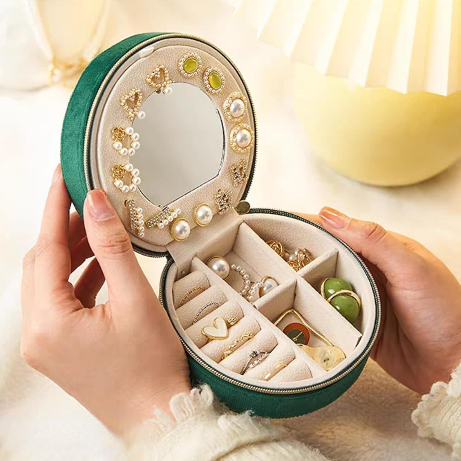 Small Portable Jewelry Box with Mirror for Travel, Luxury 3 Layers Jewelry Organizer Compact Case for Necklace Earring Green Round