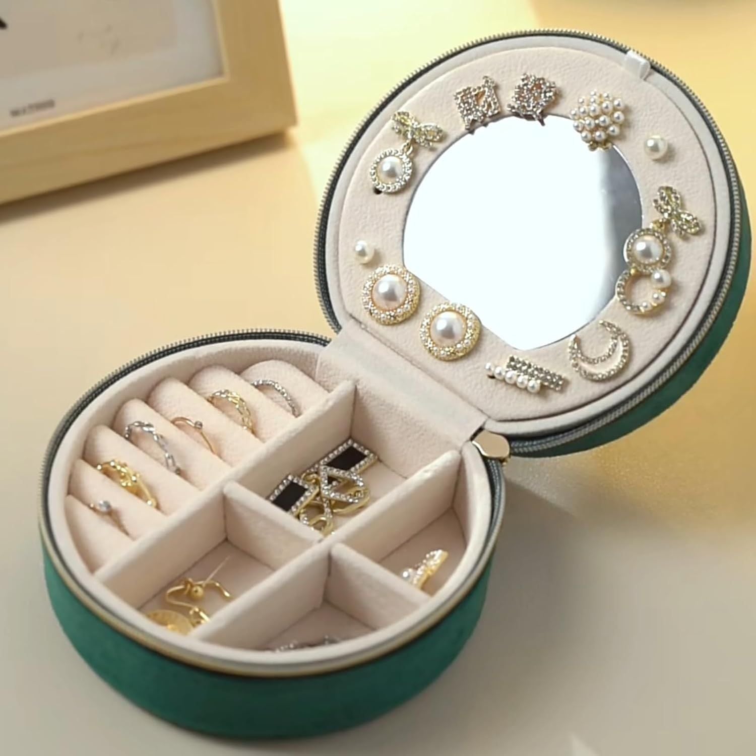 Small Portable Jewelry Box with Mirror for Travel, Luxury 3 Layers Jewelry Organizer Compact Case for Necklace Earring Green Round