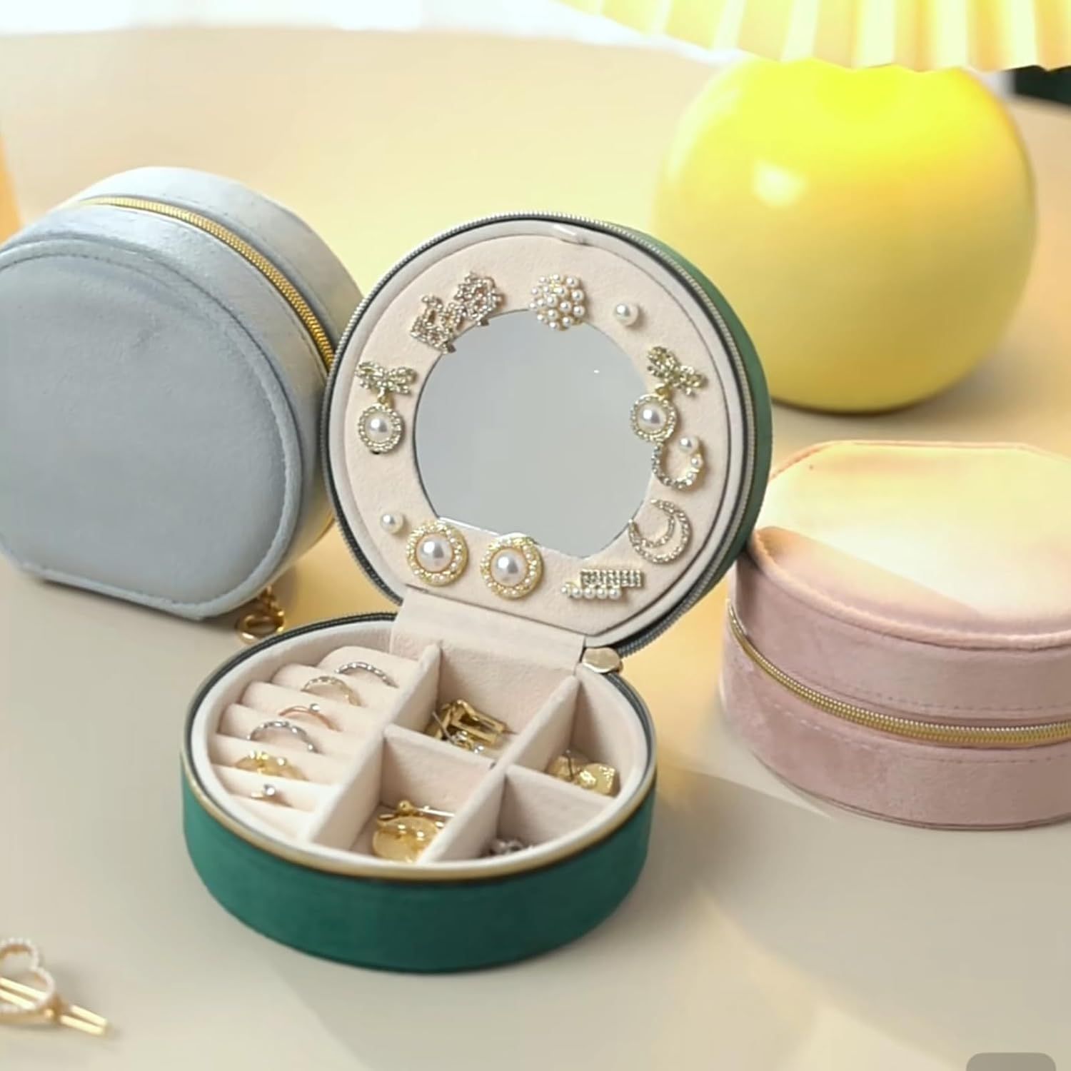 Small Portable Jewelry Box with Mirror for Travel, Luxury 3 Layers Jewelry Organizer Compact Case for Necklace Earring Green Round