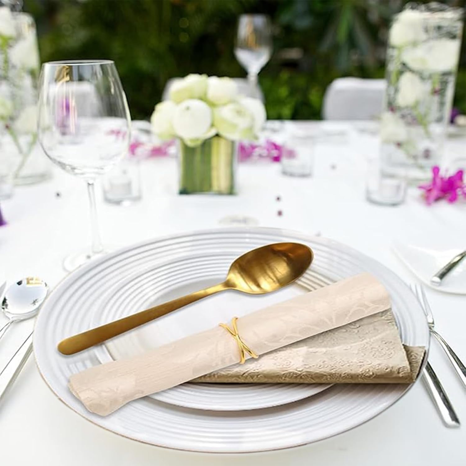 Gold Napkin Rings - 36 PCS Metal Spiral Napkin Rings Spiral Napkin Holders Buckles for Family Dinner, Wedding, Party,Table Decorations