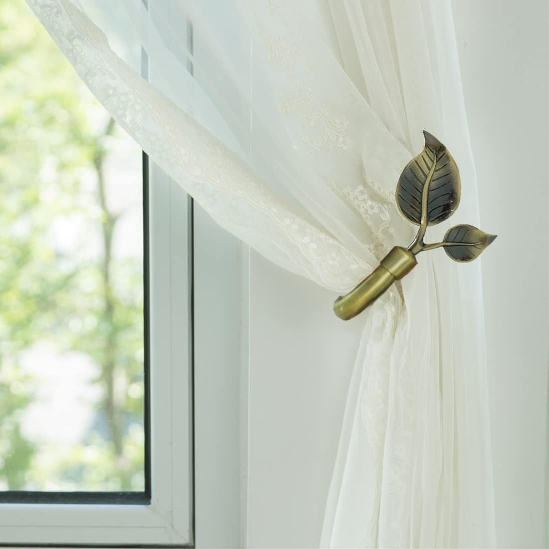 Leaf Shaped Curtain Tieback Holdbacks 2pcs, Handmade Metal Curtain Side Holders for Wall, Curtain Hook Pull Backs for Drapes Window Decoration Antique Brass