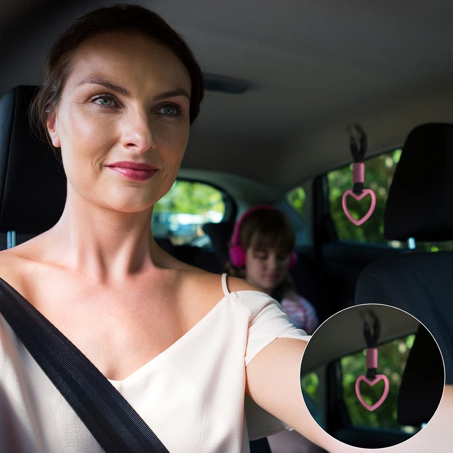 2 Pieces Heart Shaped Car Handle Straps Drift Charm Rear Bumper Warning Ring Decor Subway Bus Broken Heart Handle for Car Interior Light Pink