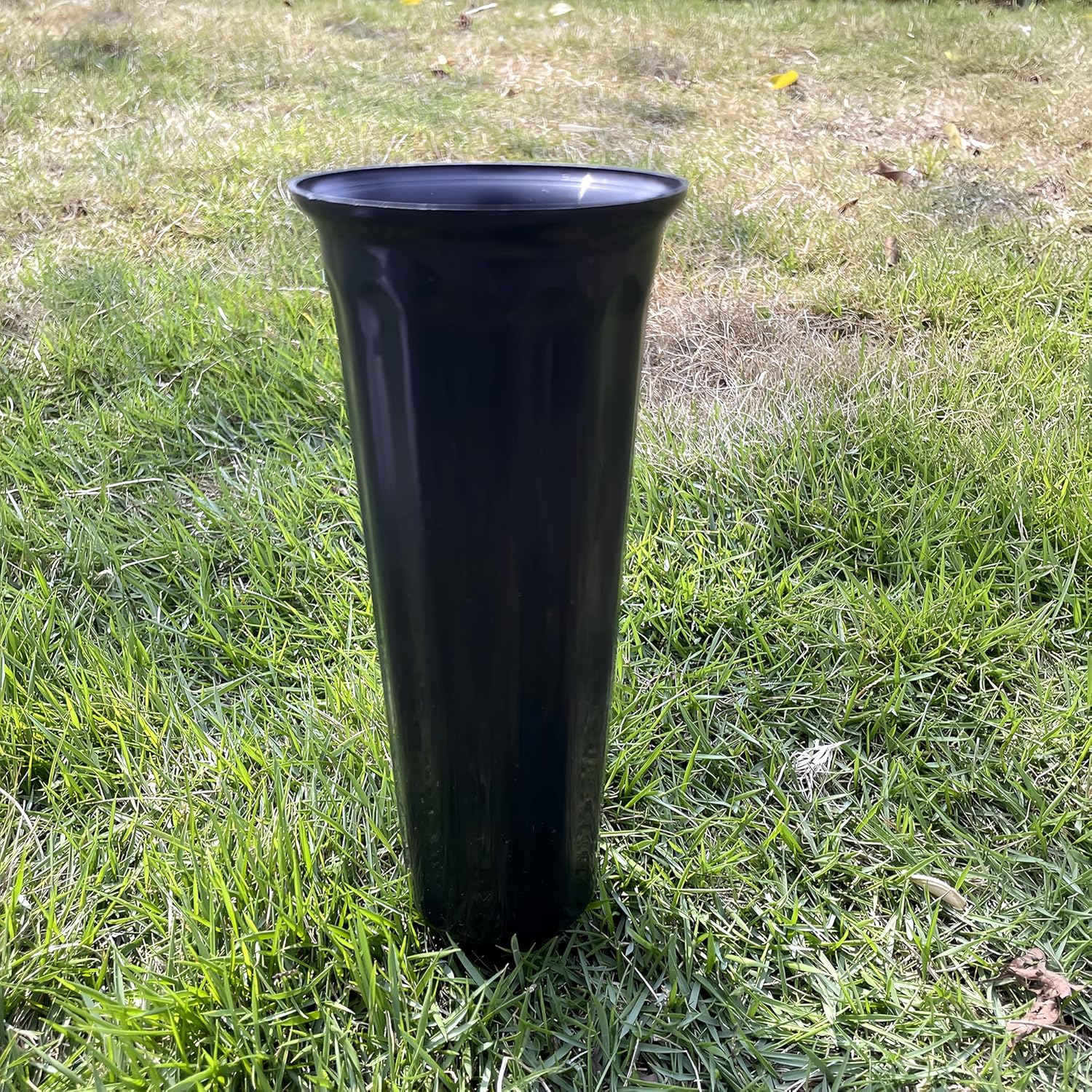 Memorial Floral Vases, Cemetery Vase, Headstones Flower Holder, Grave Cone Vase, Flower Pots for Outdoor Plants, Decorative Plastic Containers Set of 6, Black