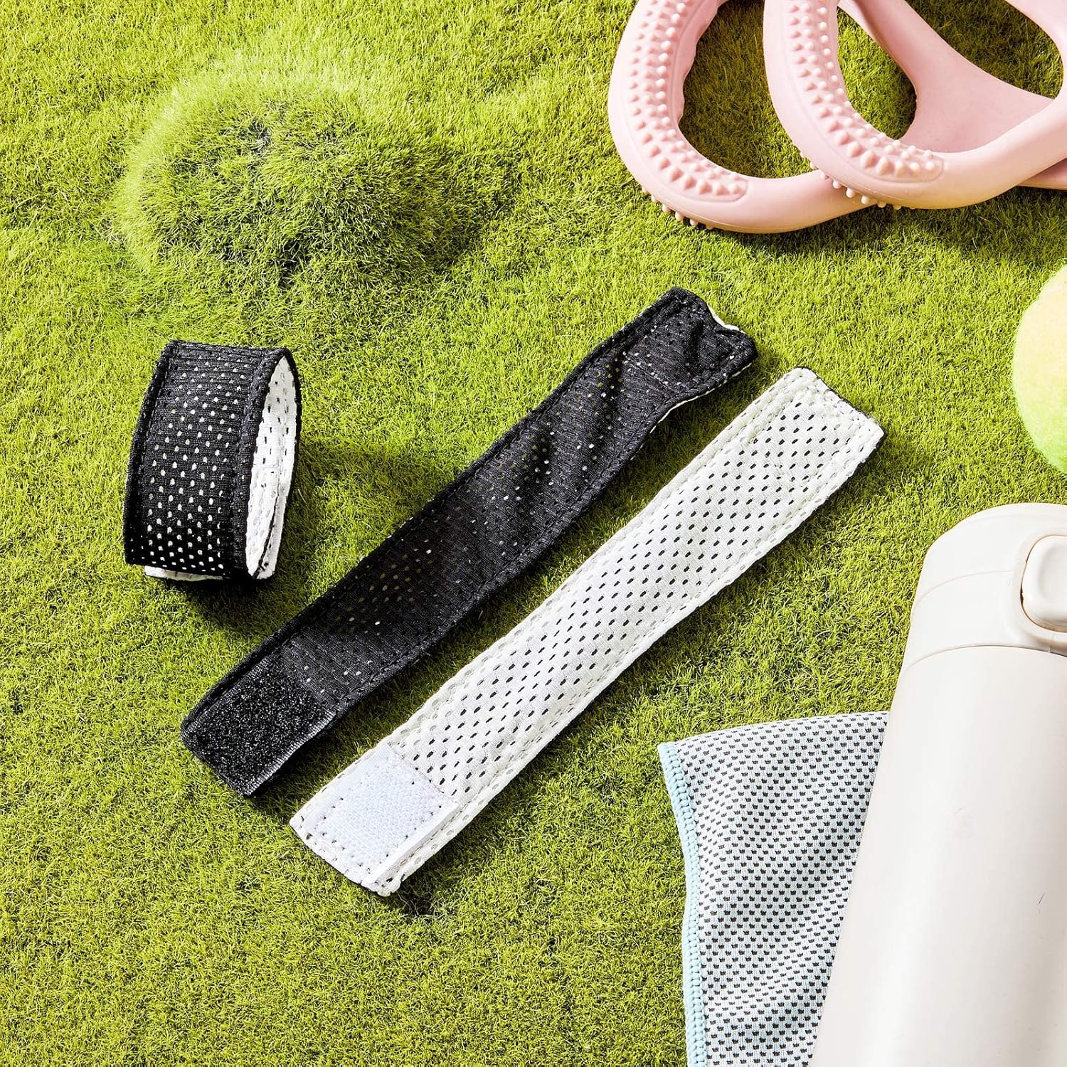 8 Count Softball Sleeve Holders Jersey Ties with Hook and Loop Fasteners Straps for Shirts Scrunchies T-Shirts Soccer Baseball Sports Activities Black, White Black, White