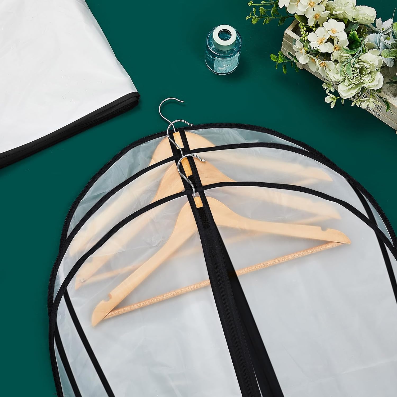 20 Pcs 24 x 72 Inch Garment Bags Bulk Hanging Clothes Storage Covers for Closet Organization Dustproof Transparent Dress Suit Bag Set Wedding Dresses Long Gowns Coats Seasonal Wardrobe White Black