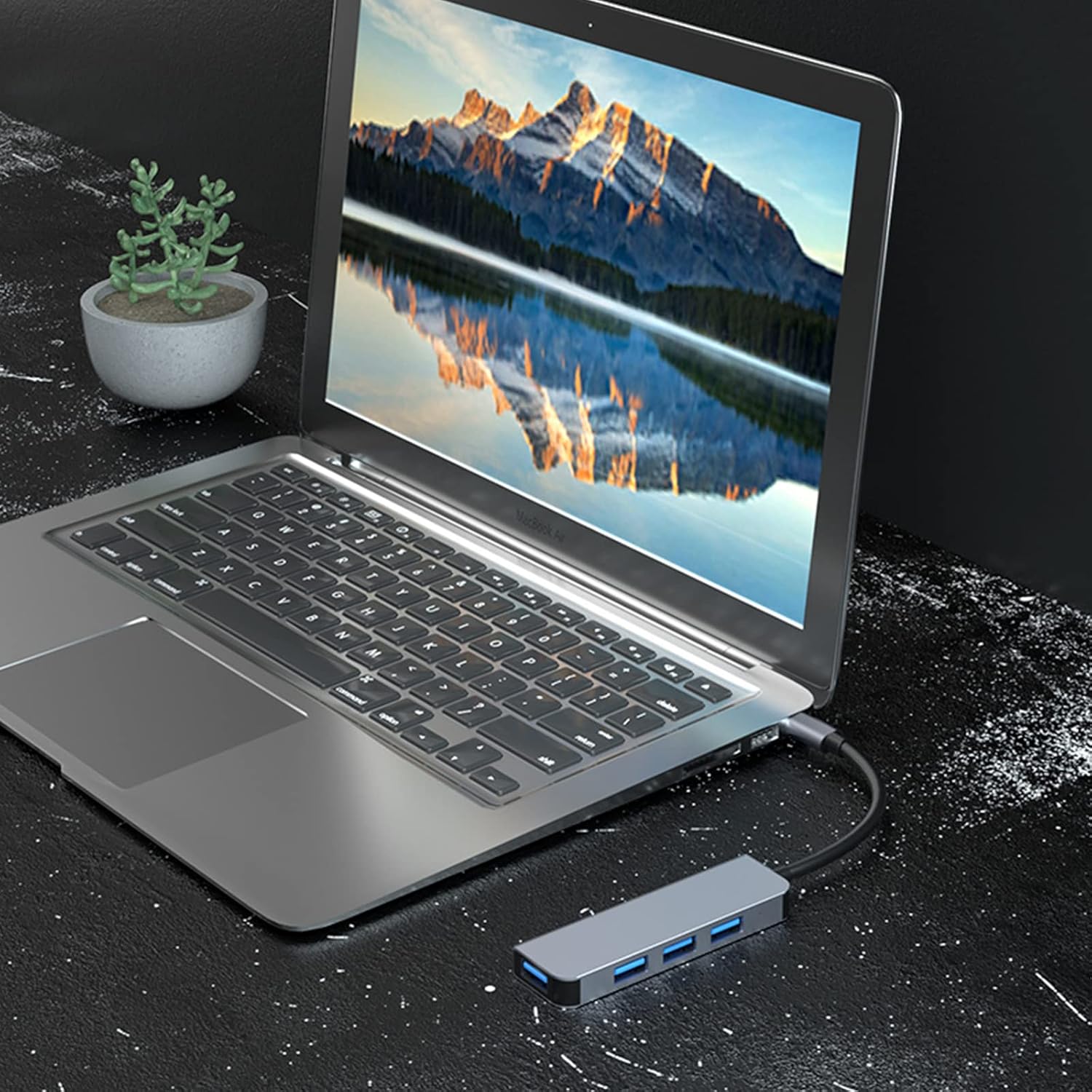 4-Port USB 3.0 Hub, Portable Data USB Hub, USB Splitter for MacBook, Mac Pro, Mac mini, iMac, Surface Pro, Laptop, PC, Flash Drive, Mobile HDD Charging Not Supported 3.9ft
