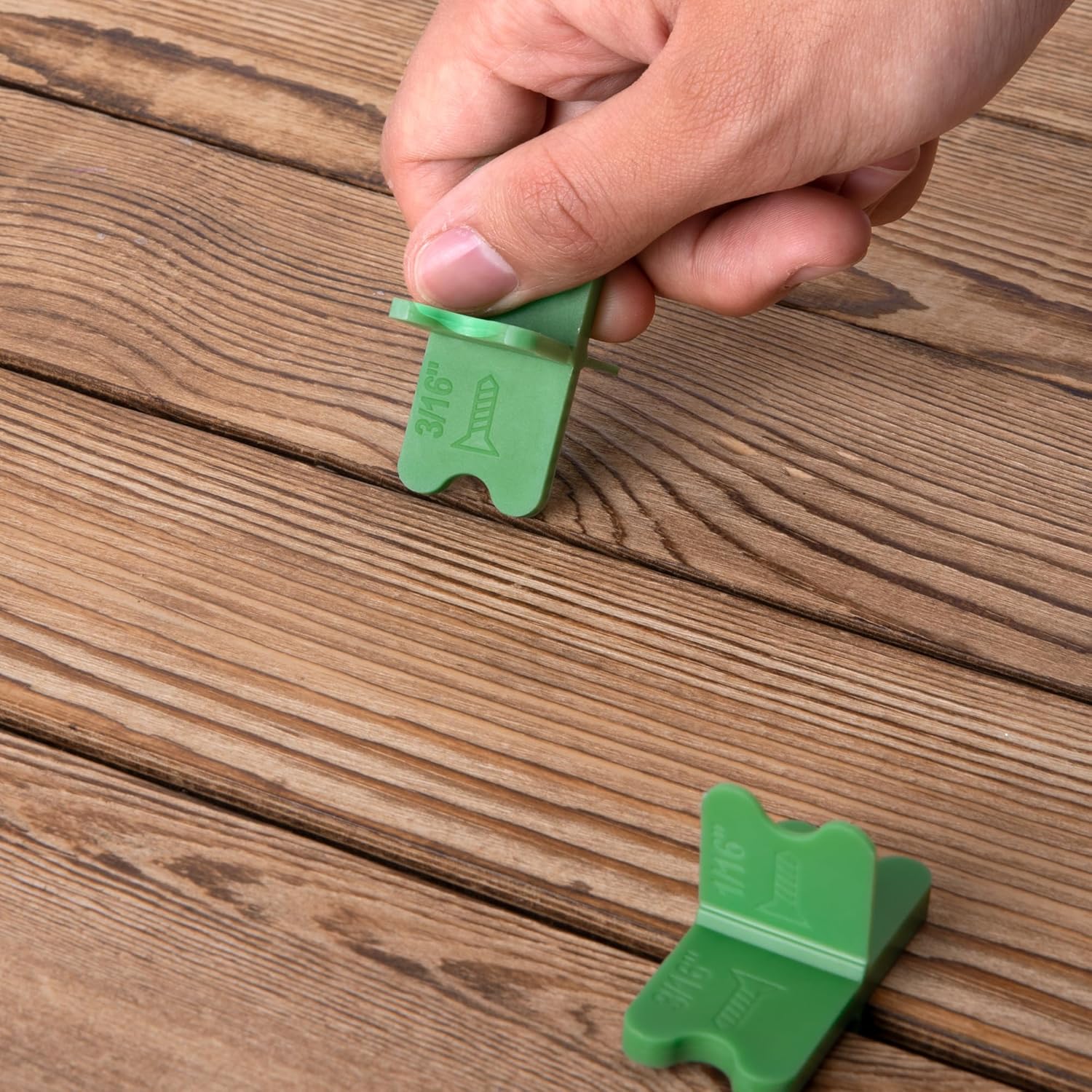 8 Pcs ABS Deck Spacer Tool,4 Thicknesses Deck Board Spacers 1/16", 1/8", 3/16", 1/4" ,Deck Spacers Assorted for Pressure Treated Composite Decking