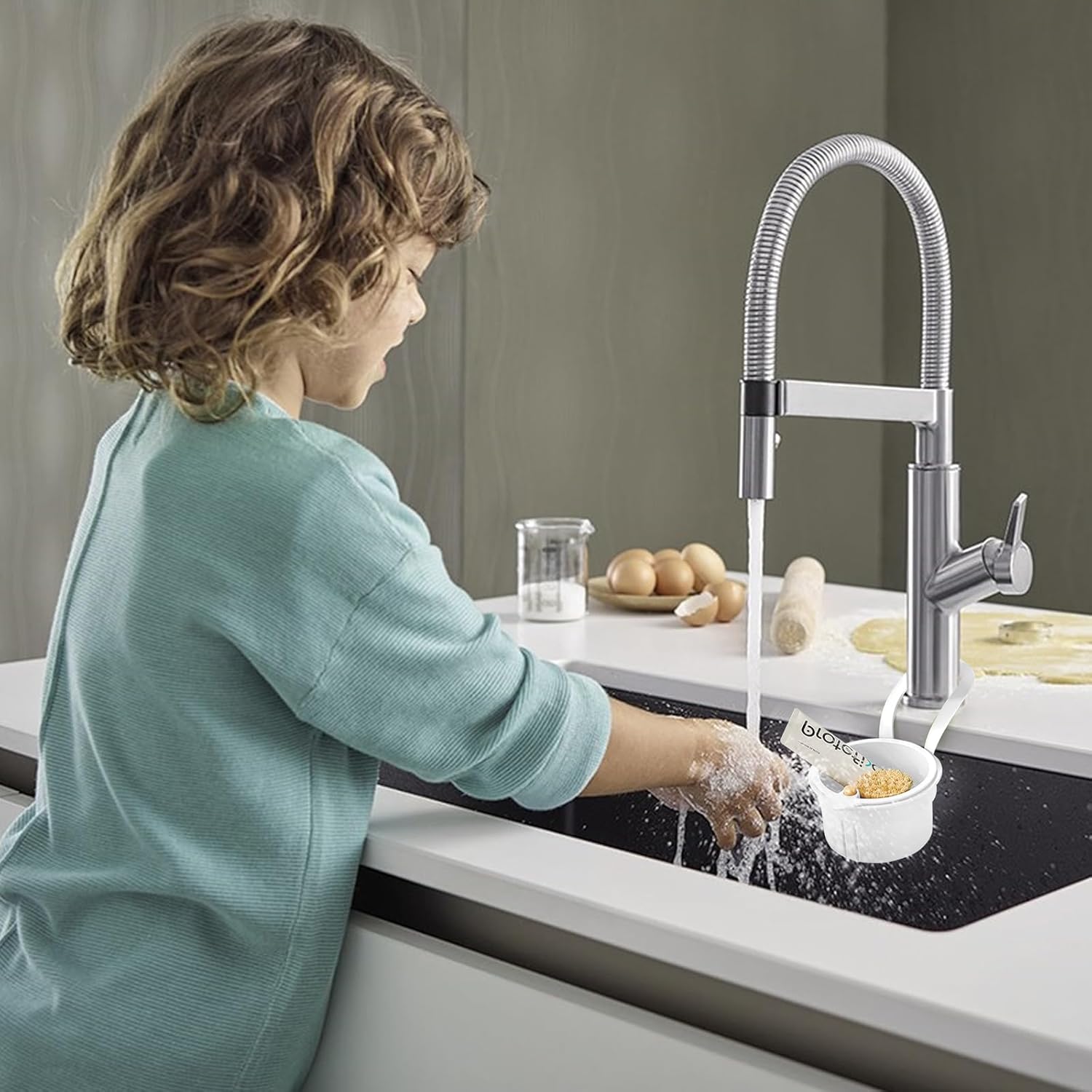 Sink Strainer Basket, Hang on Faucet Kitchen Sink Drain Basket, With Push to Empty & Detachable Fast-Drain Mesh, Multifunctionfor Kitchen Tools for Food Waste Removal & Veggie Washing white