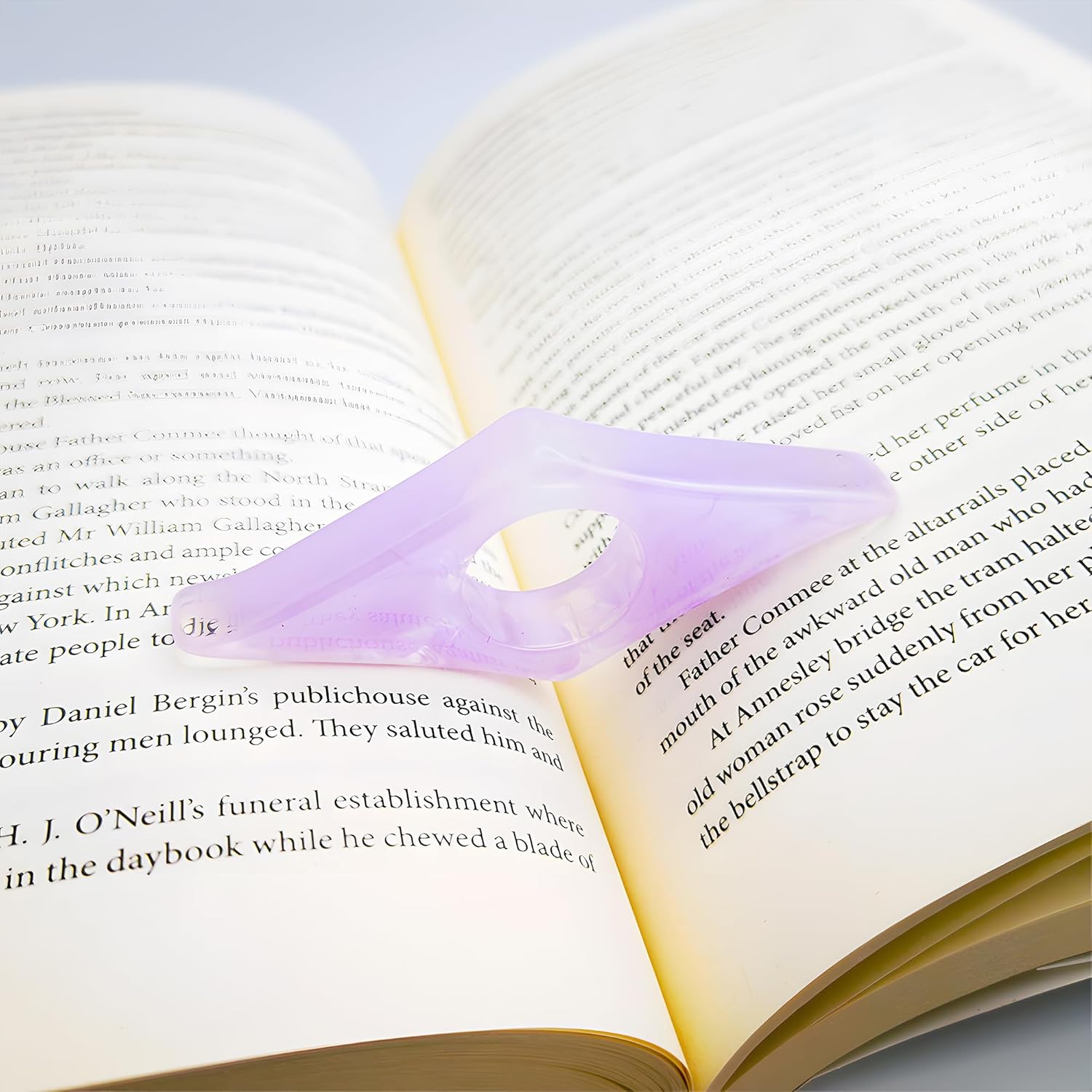 2 Pack Book Page Holder for Reading, Jelly Pattern Thumb Bookmark, Thumb Book Page Holder, Book Opener Holder, Book Accessories Gifts for Teacher, Student and Reading Lovers Lavender