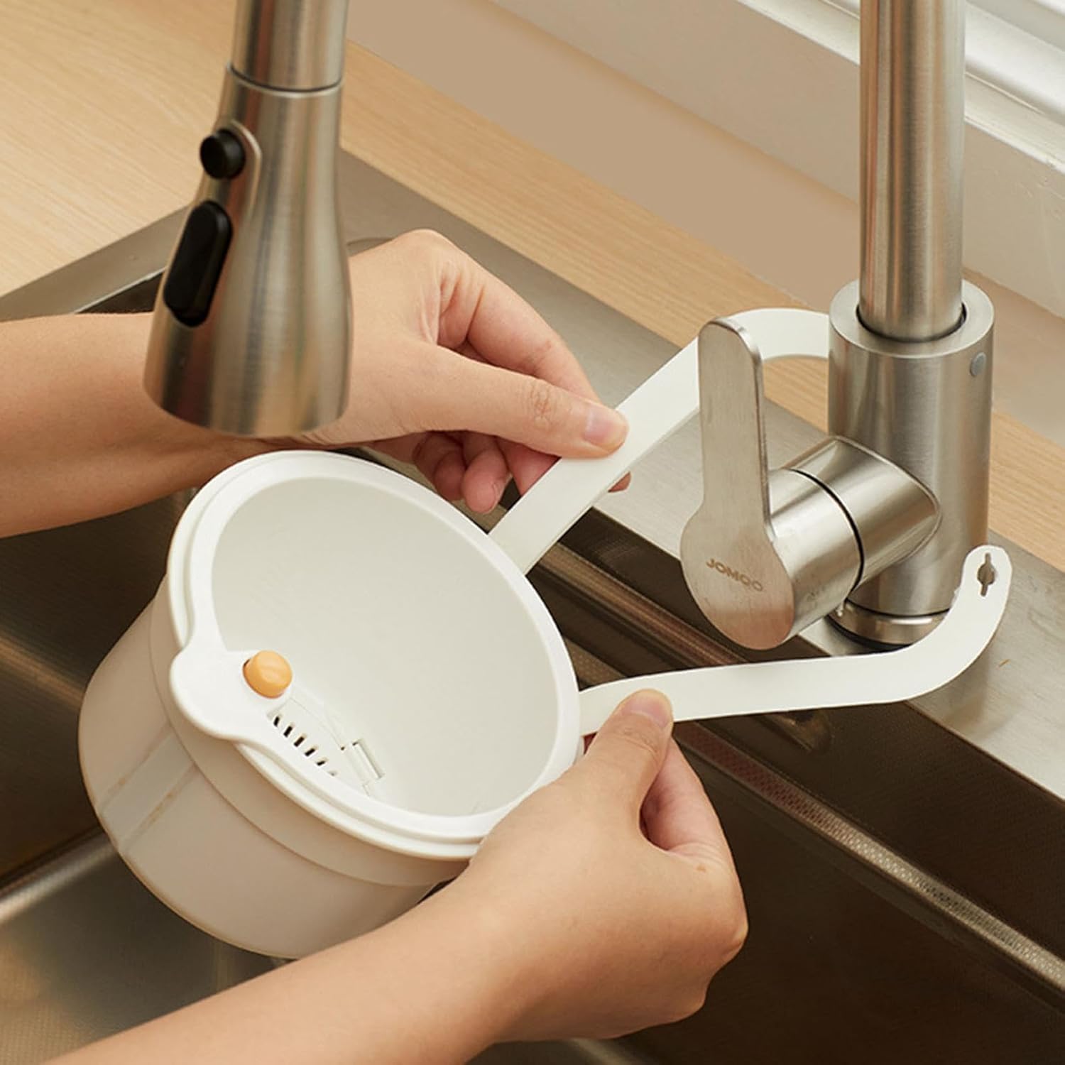 Kitchen Sink Strainer Basket, Faucet Hanging Filter Basket, 2025 Kitchen Sink Food Waste Catcher Faucet Hanging, Sink Trash Catcher for Garbage Leftovers Green