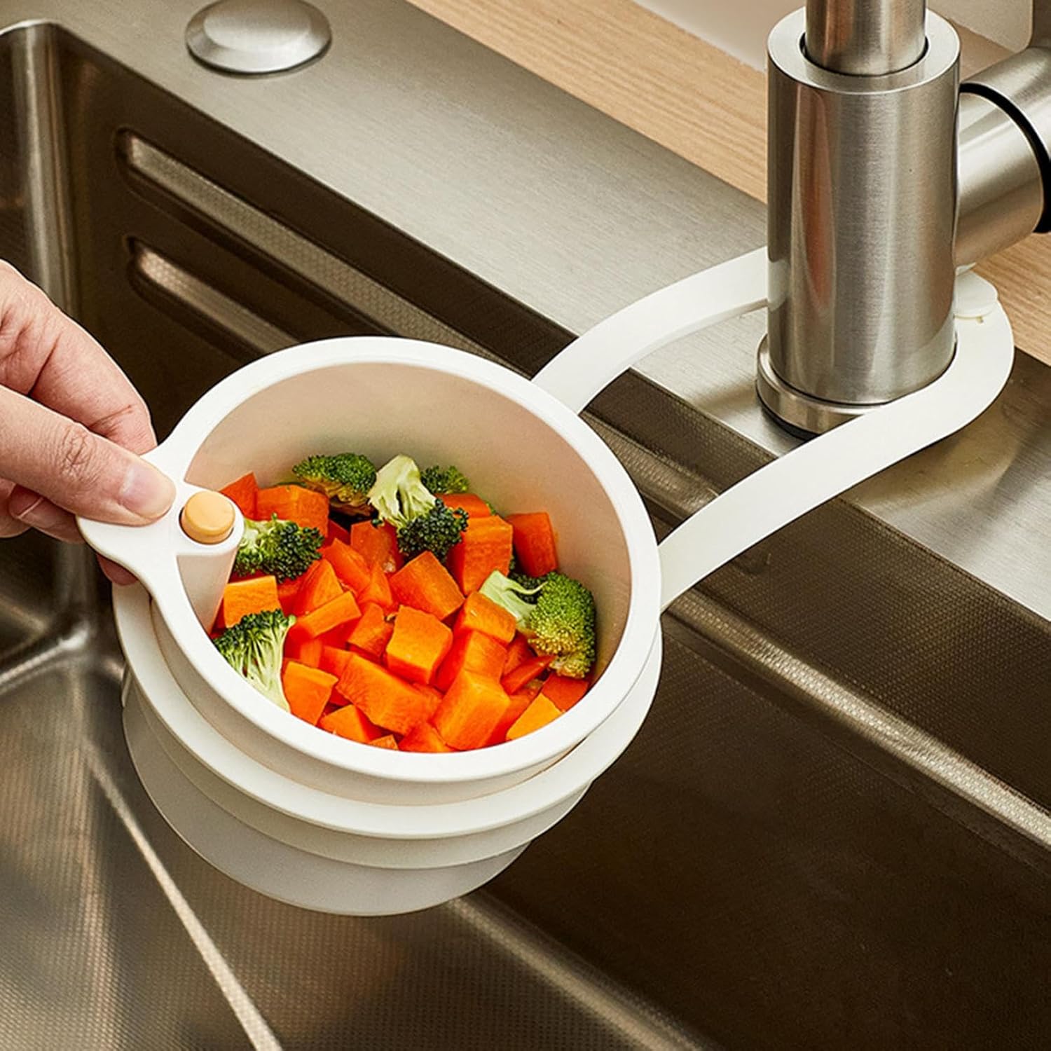 Kitchen Sink Strainer Basket, Faucet Hanging Filter Basket, 2025 Kitchen Sink Food Waste Catcher Faucet Hanging, Sink Trash Catcher for Garbage Leftovers Green