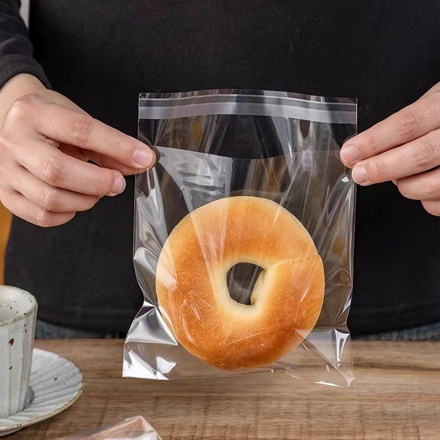 Cellophane bags - 100 small clear cellophane cookie bags - food safe - sealed with clear self-adhesive OPP display seal for cookies, lollies, envelopes, gifts, cards and photos 10 x 15 cm