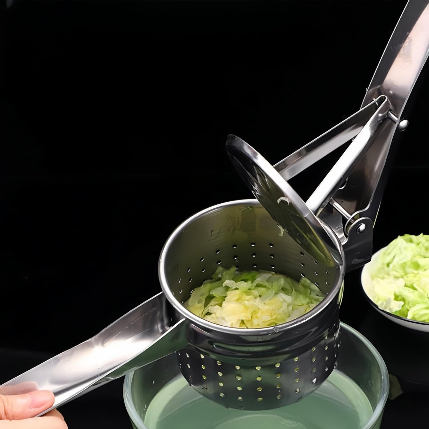 Stainless Steel Potato Masher - Multifunctional Potato Masher - Handheld Potato Masher for the Kitchen - Heavy-Duty German Dough Masher - Suitable for Making Potato Balls, Pasta, Potatoes, Fruit and Vegetables Open Bottom