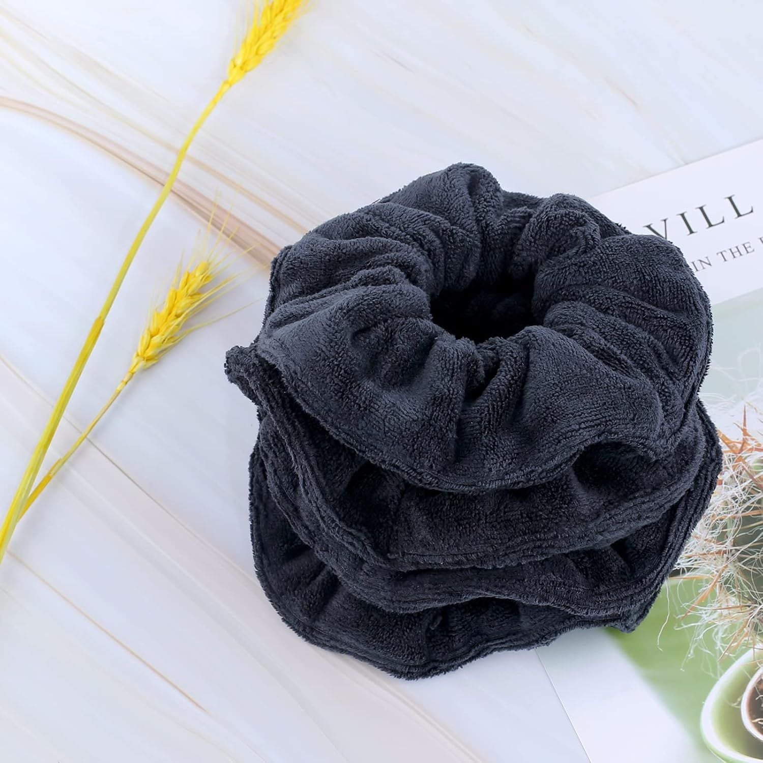 Super Towel Scrunchies or Drying Hair, Absorbent and Sot Microiber or rizz ree, Large Thick Ponytail Holder Wet Hair Accessories or Women and Girls, 4 PCS Black