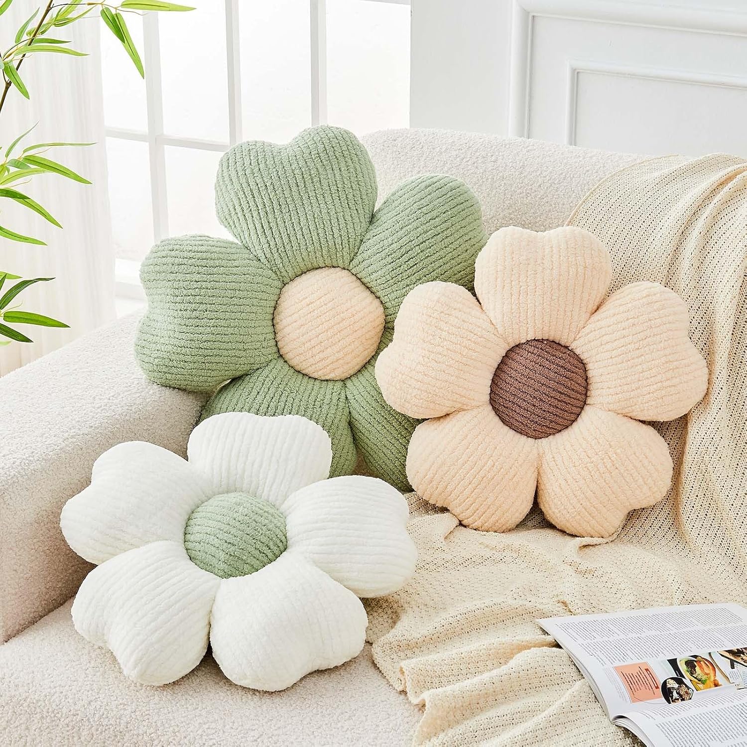 Flower Throw Pillow, Cute Flower Shaped Pillow Decorative Throw Pillow for Bed Couch, Soft Daisy Pillows Floor Seating Cushion Cushions 14.9 Inch Ivory+Brown
