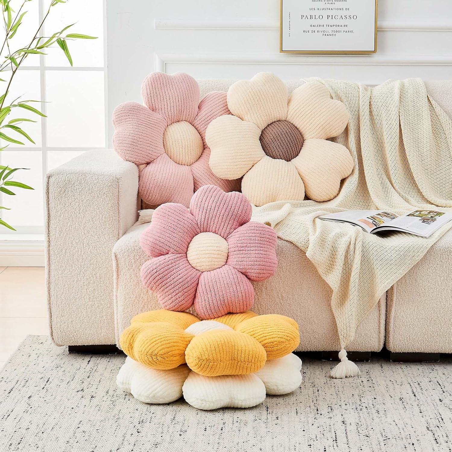 Flower Throw Pillow, Cute Flower Shaped Pillow Decorative Throw Pillow for Bed Couch, Soft Daisy Pillows Floor Seating Cushion Cushions 14.9 Inch Ivory+Brown