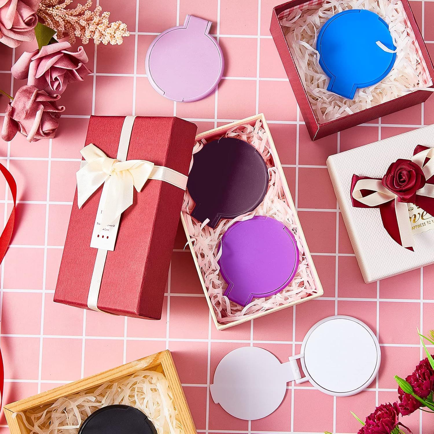 80 Pcs Compact Mirrors Lady Gits Bulk Git or Women Mini Vintage Pocket Mirrors or Purse Small Portable olding Round Makeup Stus or Travel Daily Use Party avors
