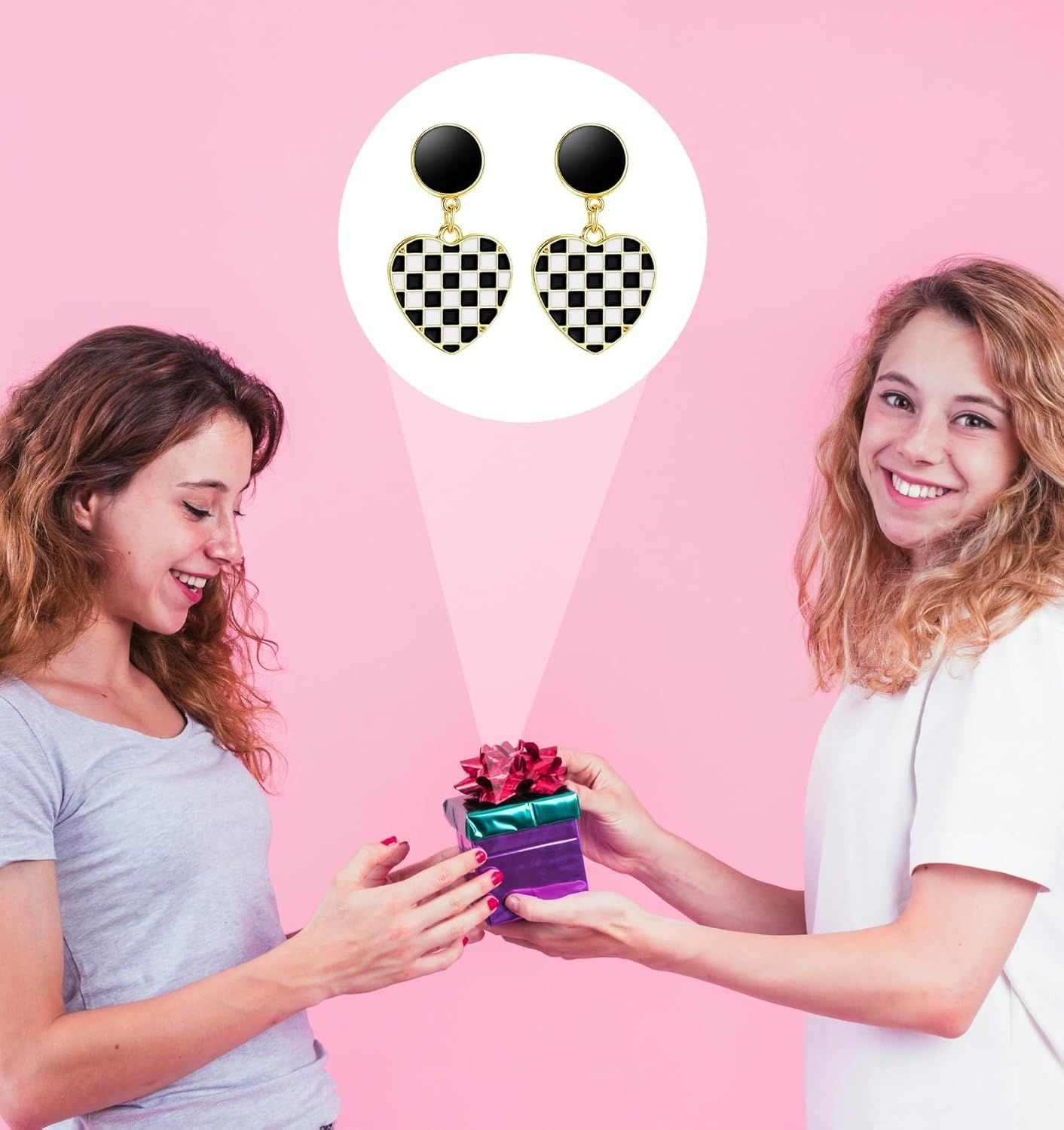 Racing Earrings, 1Pair Heart-Shaped Checkered Earrings for Women for Racing Fans Race Day Gift Black and White