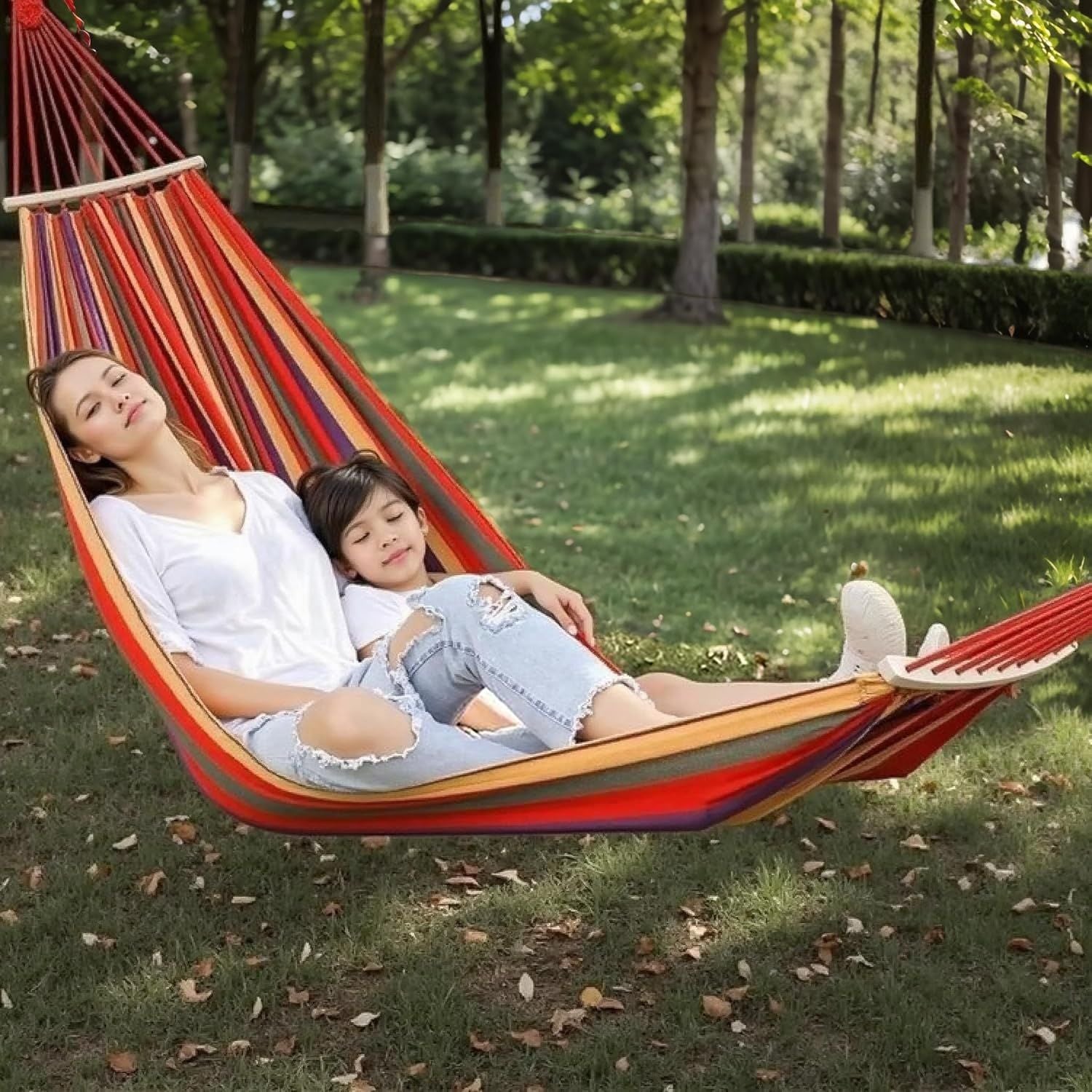 Portable Camping Hammock Lightweight Fabric Hammock for Backpacking, Beach, Patio, Backyard, Outdoor Red