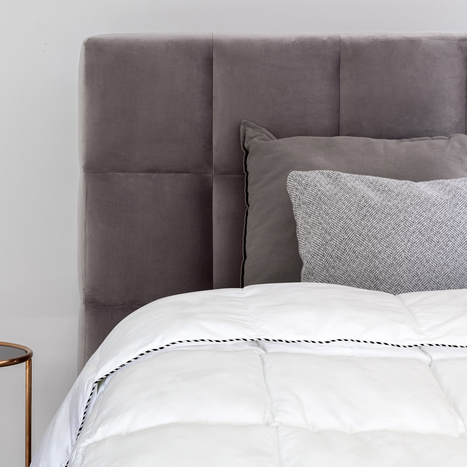 Royal Comfort Bamboo Blend Quilt 250GSM Luxury Duvet 100% Cotton Cover - King - White