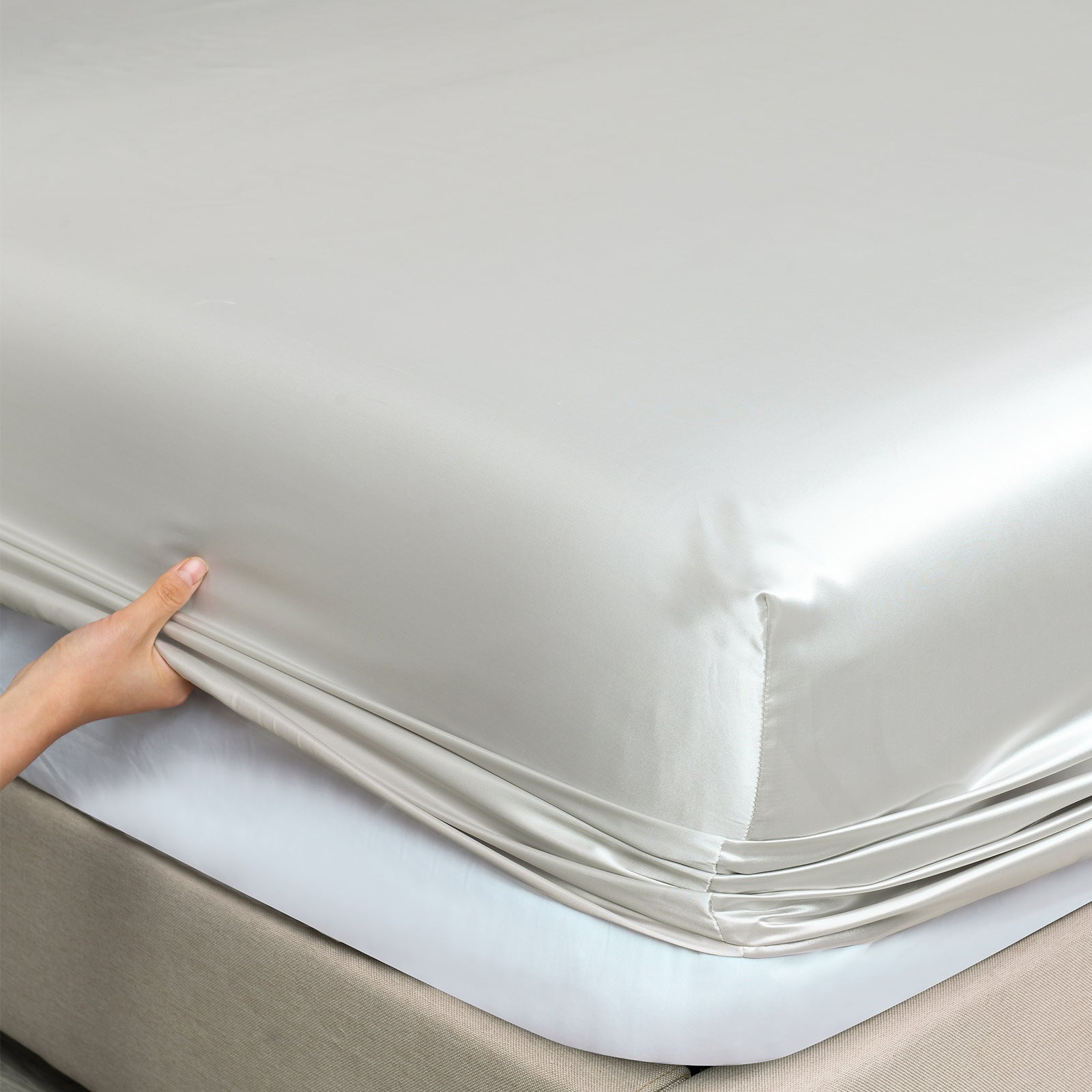 Royal Comfort Satin Sheet Set 4 Piece Fitted Flat Sheet Pillowcases - King - Silver