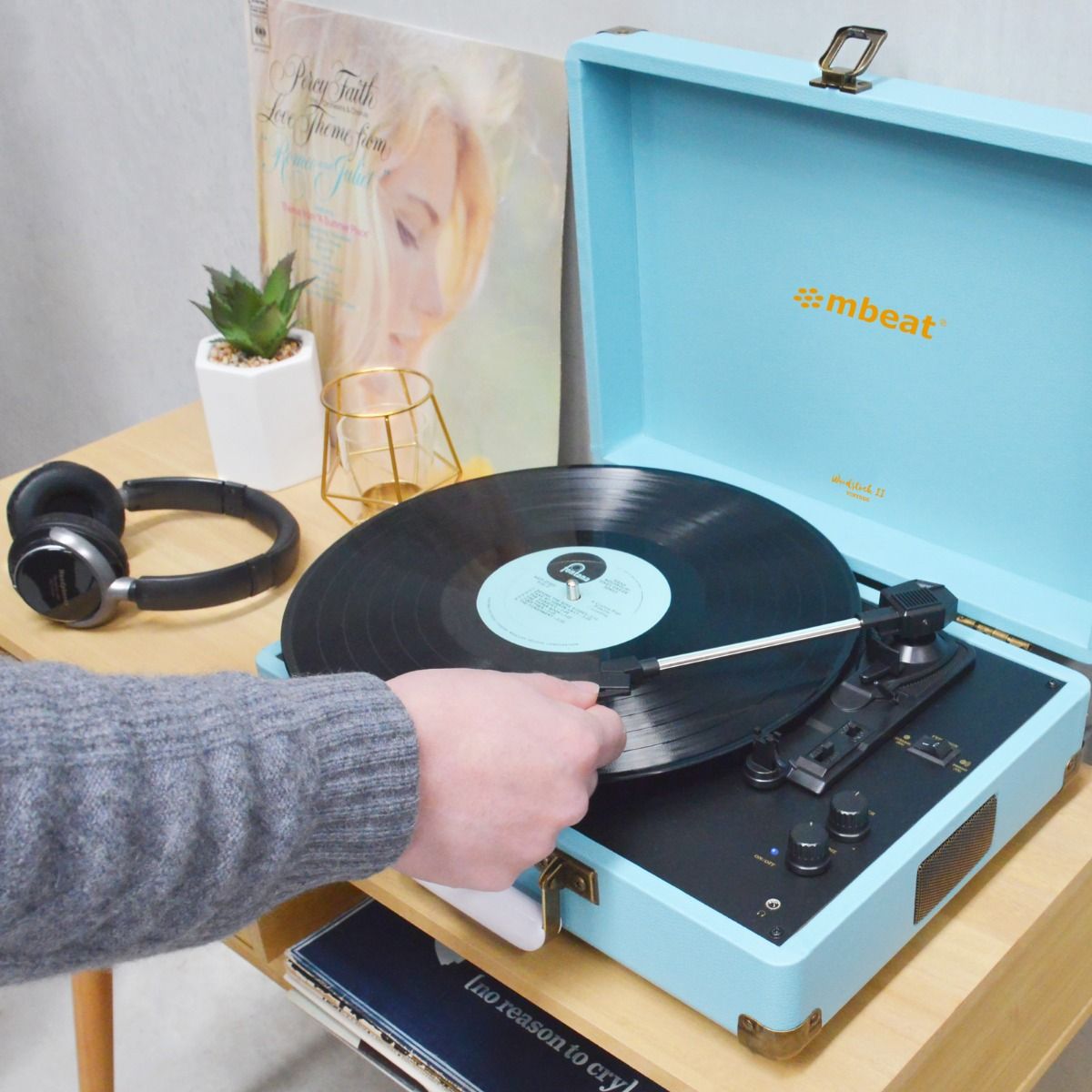 mbeat Woodstock II Sky Blue Retro Bluetooth TX/RX Turntable