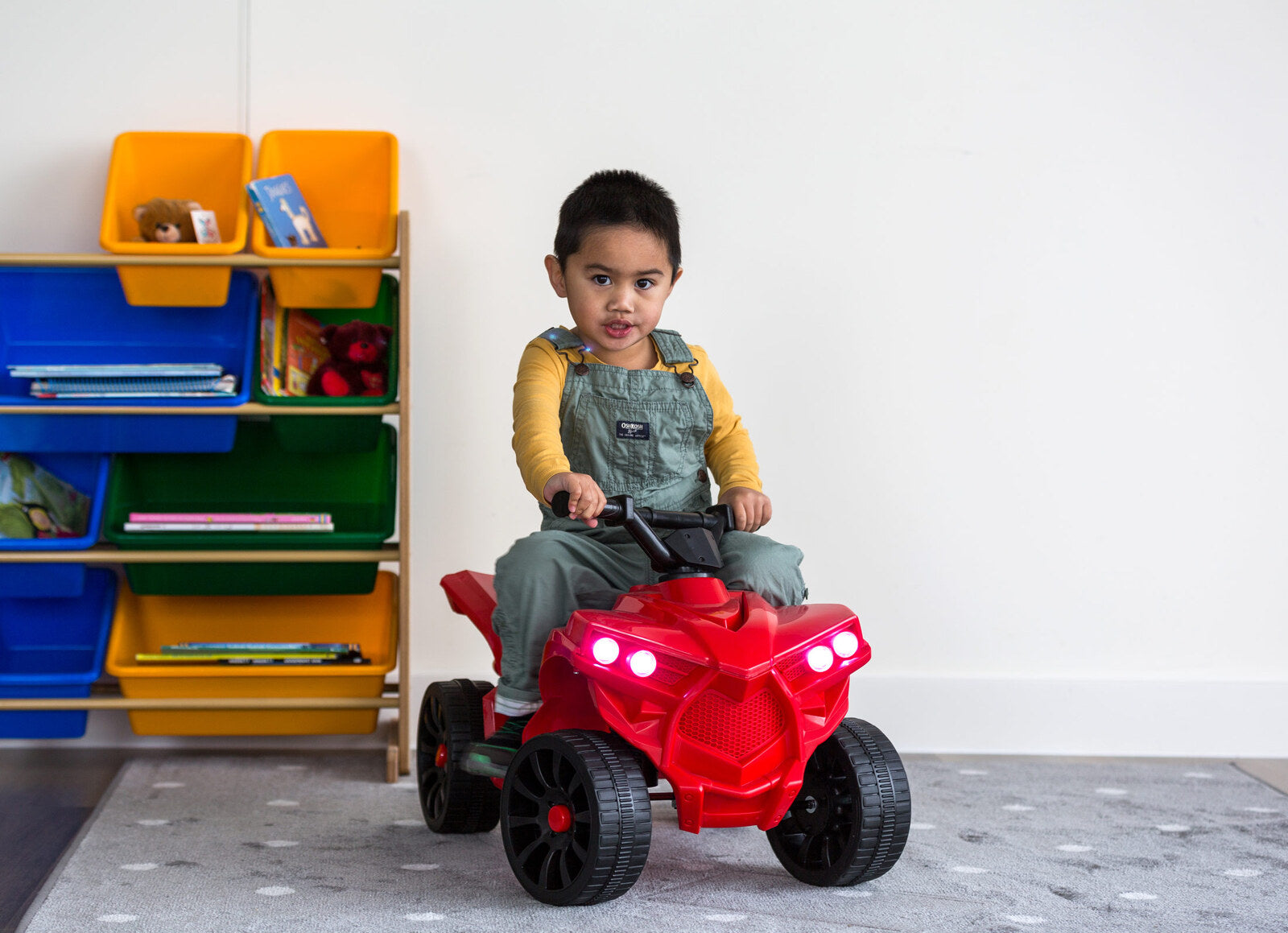 Rechargeable Ride-on Quad bike Red with Safe Braking System