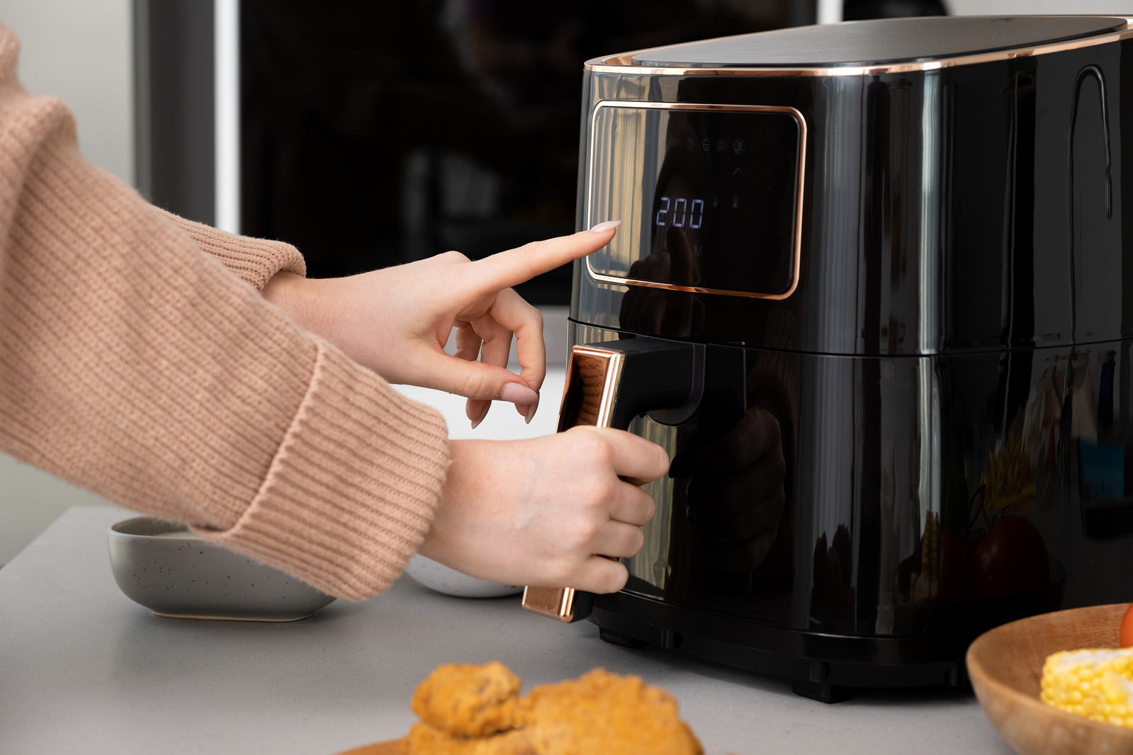 7L Digital Air Fryer Black 1700W, 200C, 8 Cooking Settings