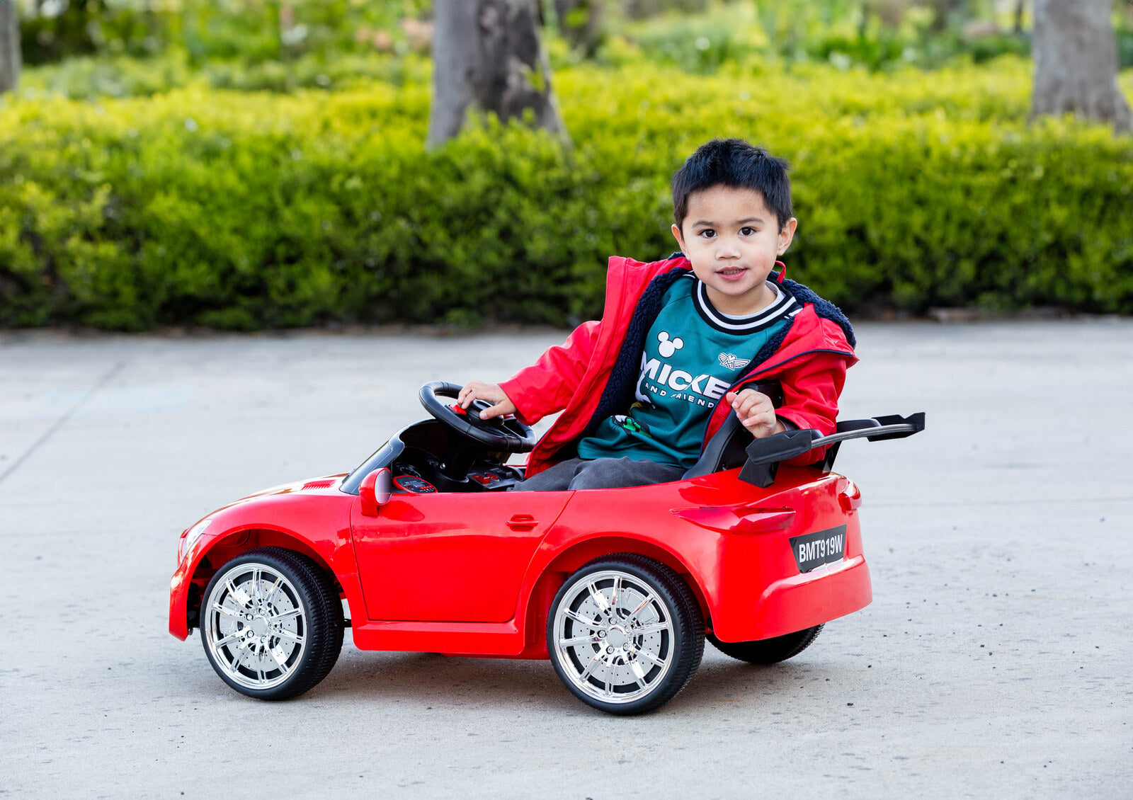 Mercedes-inspired Design Ride-on Red Electric Car with Parental Remote Control
