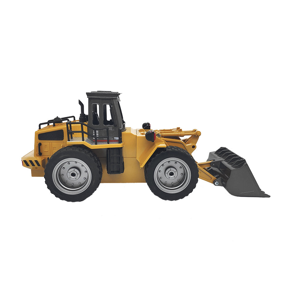 Remote Control Model Bulldozer Truck Yellow , Driving Cab and Scoop