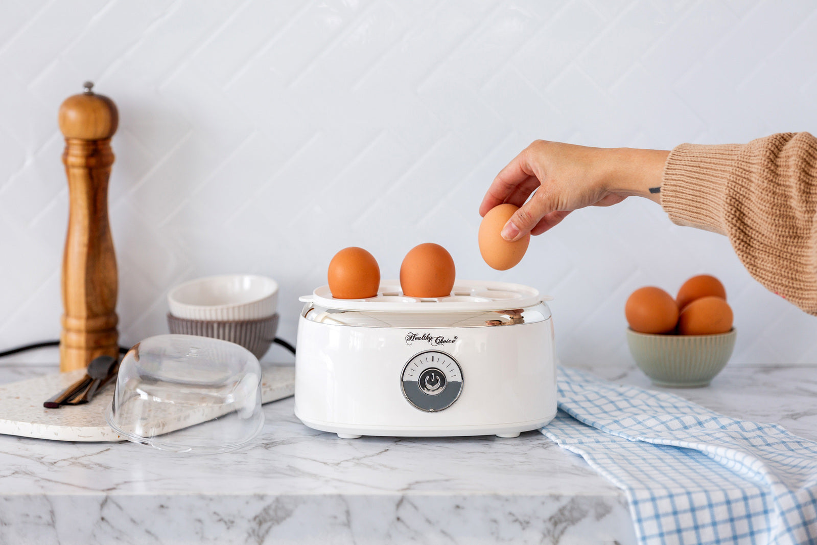 7-Egg Capacity Electric Egg Steamer, One-Button, Compact