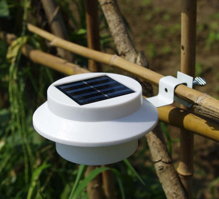 Solar Multipurpose Light 3-Piece, White w/ Screw & Mount, Energy-Saving