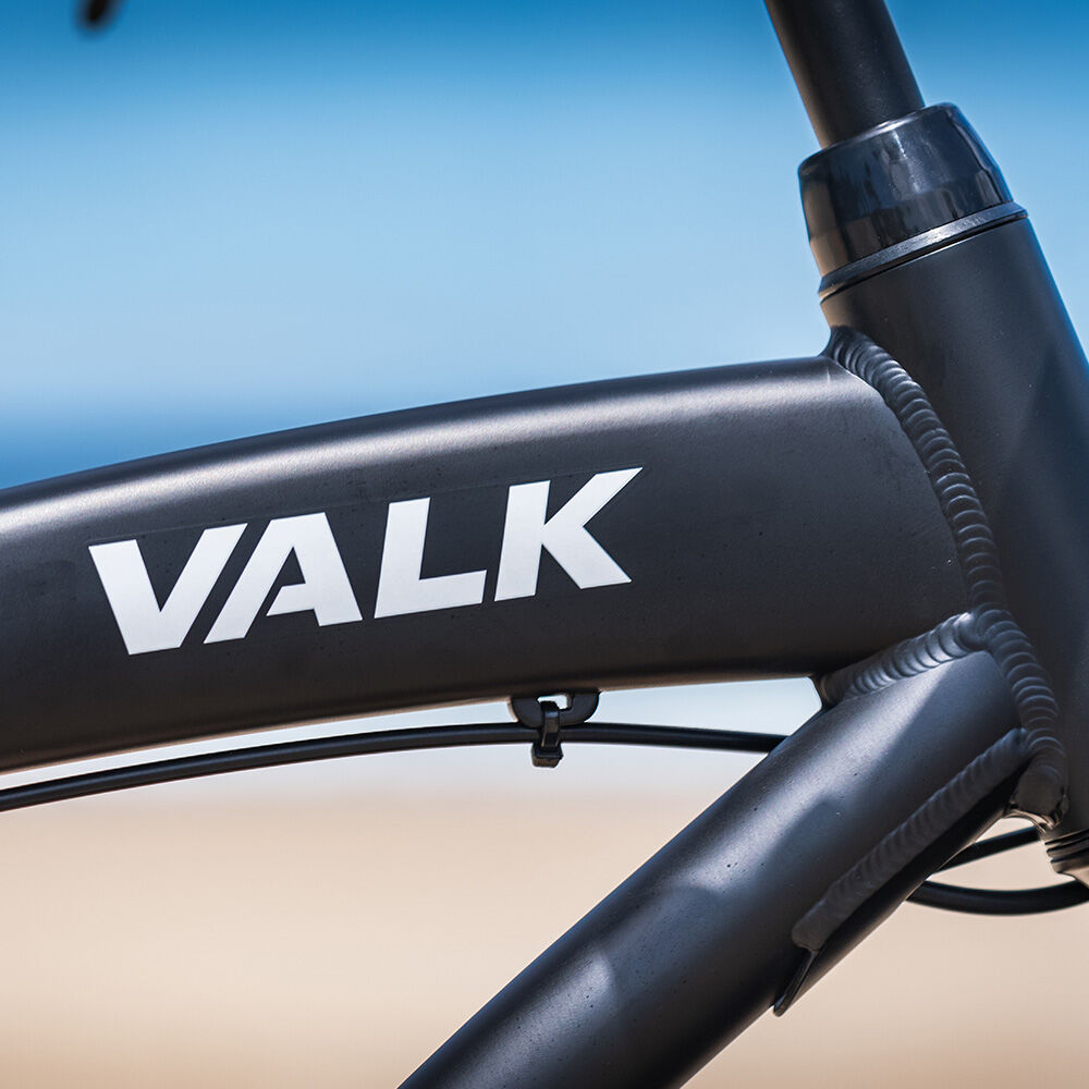 Valk Medium Electric Fat Tyre Cruiser Bike Matte Black