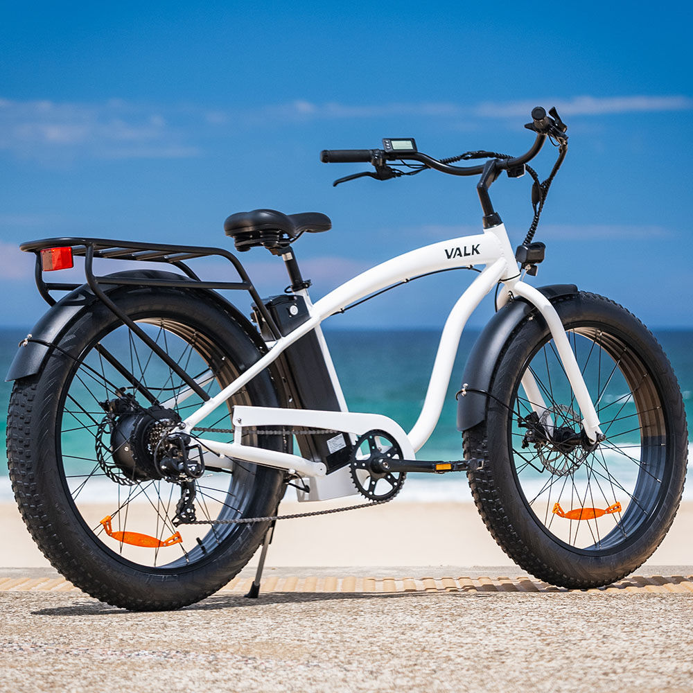 Valk Medium Electric Fat Tyre Cruiser Bike 350W White