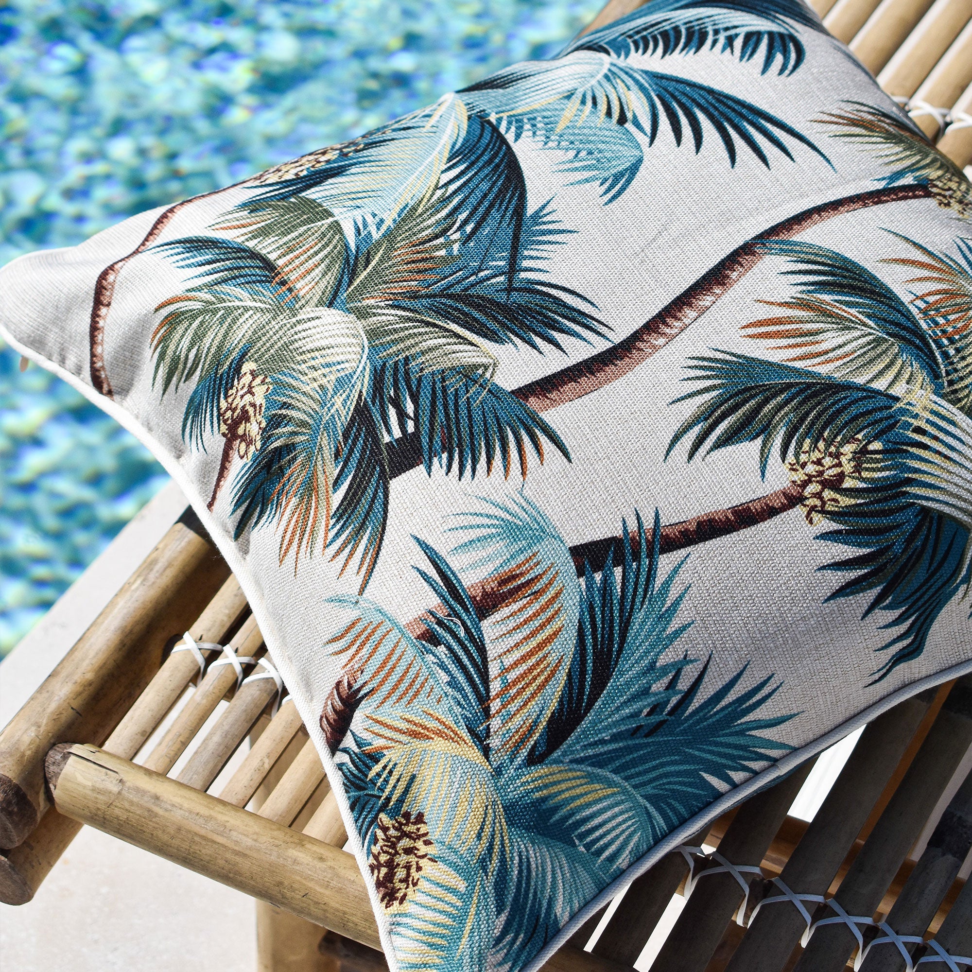 Soft Water-Resistant Palm Trees Cushion Cover 45cm x 45cm