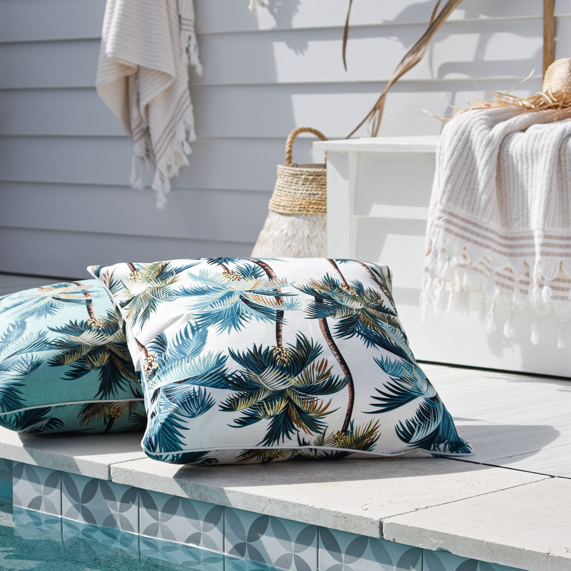 Water-Resistant Palm Trees Cushion Cover, 60cm x 60cm