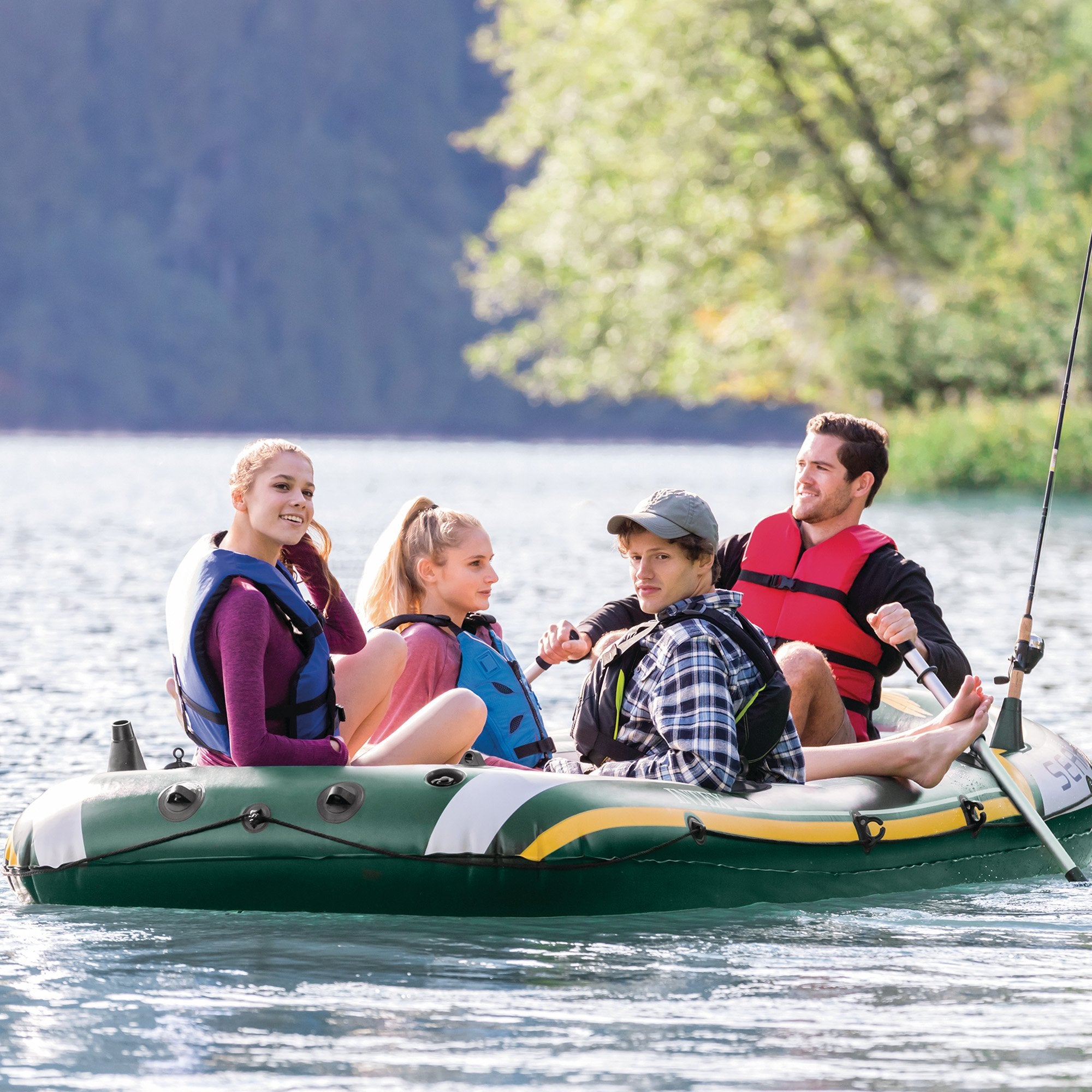 Durable 4-Person Inflatable Boat Set w/ Air Chambers - Intex Seahawk