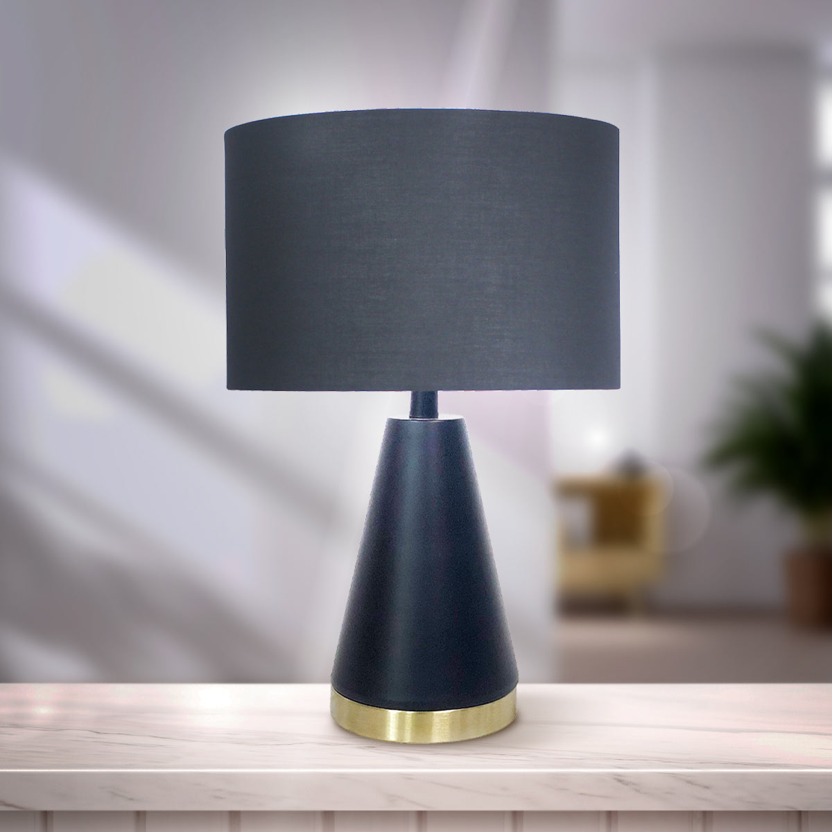 Elegant Black Gold Metal Table Lamp with Fabric Shade