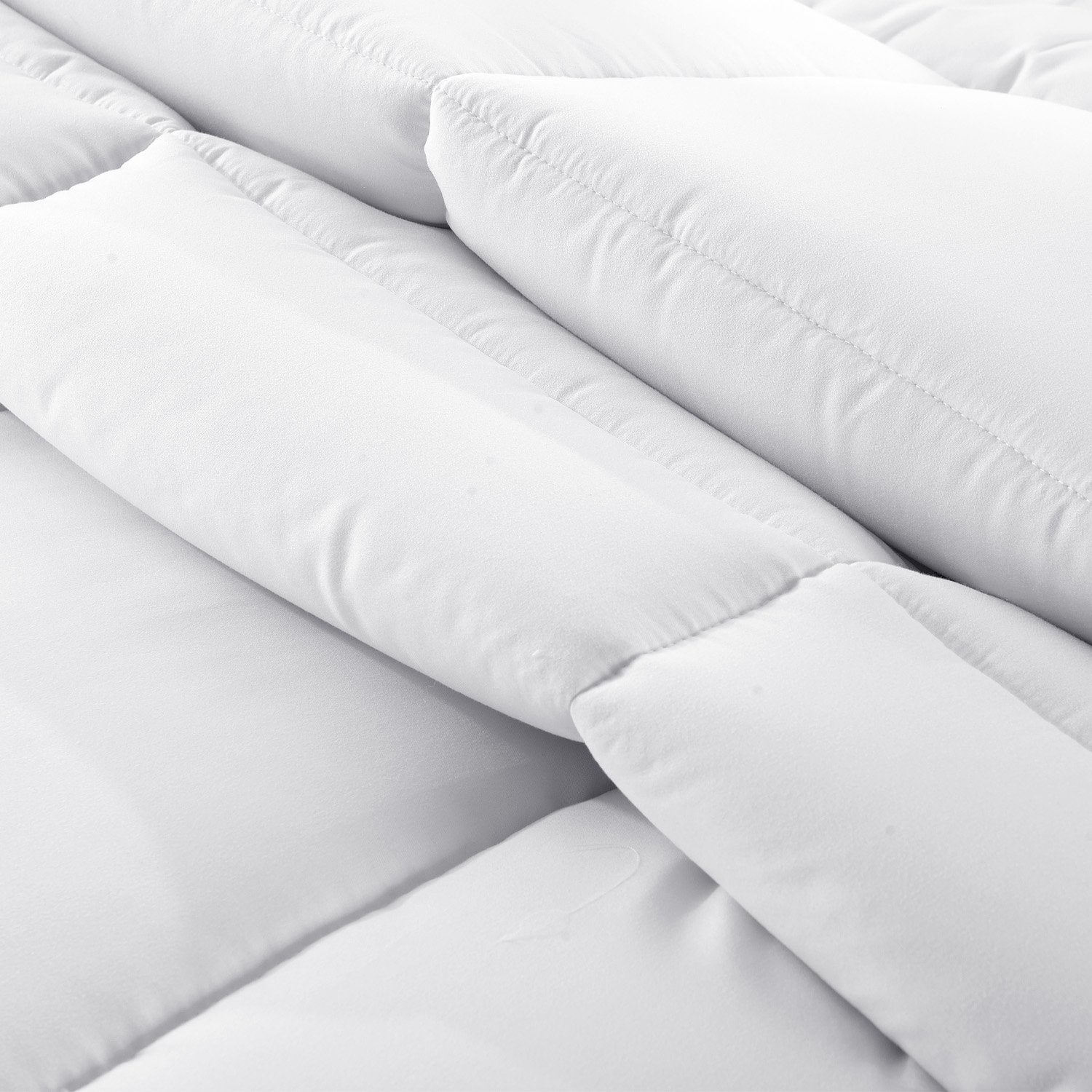 Hypoallergenic 500GSM Goose Down Comforter Queen - Laura Hill