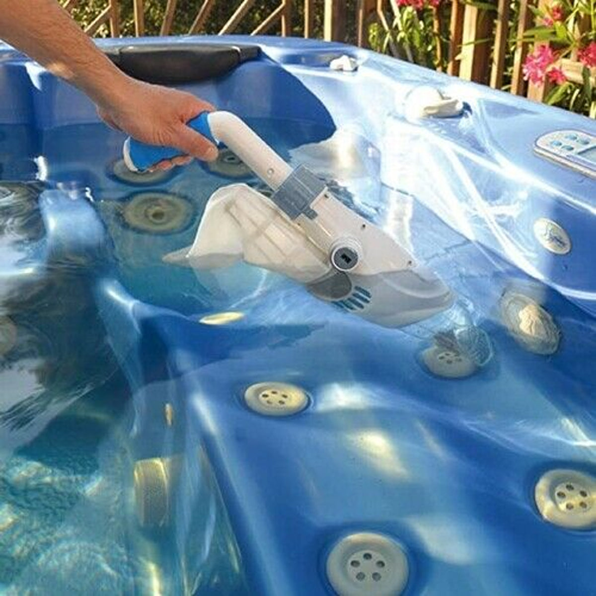 Cordless Rechargeable Pool & Spa Vacuum, 1.5L Filter, Aquajack 211