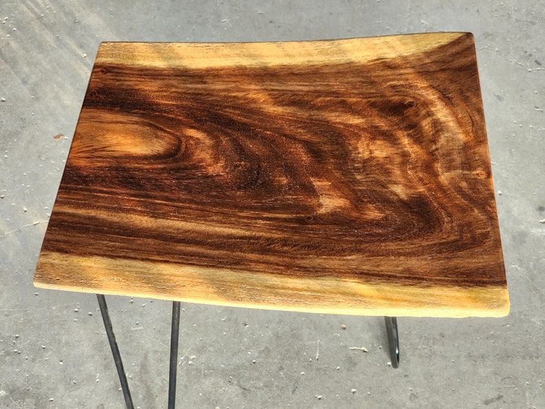 Eco-Friendly Live Edge Wooden Coffee Table, 40-50 cm