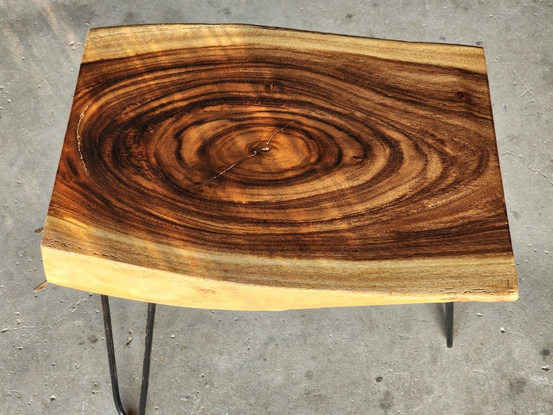 Eco-Friendly Live Edge Wooden Coffee Table, 40-50 cm