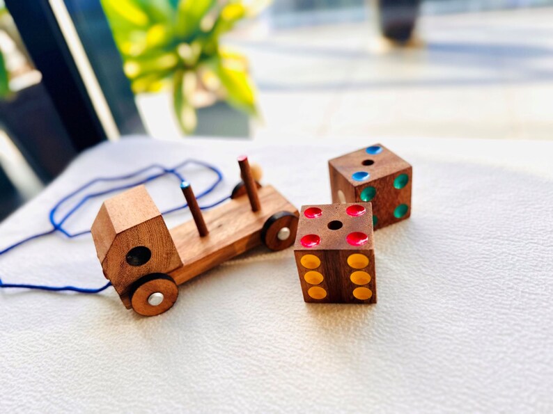 Handmade Wooden Pull Along Toy Truck with Dice Set for Kids