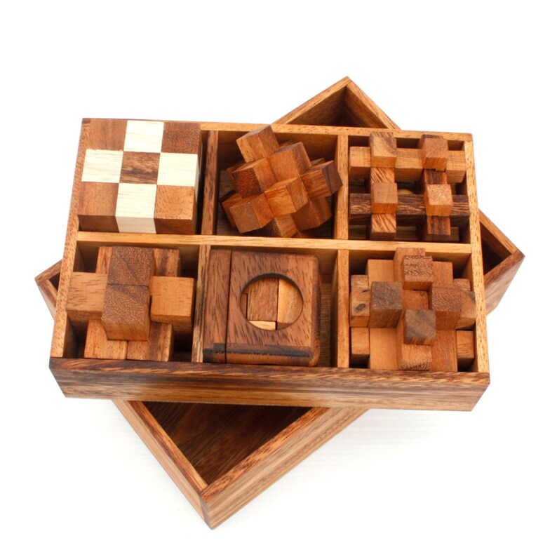 Handmade Wooden Puzzles Gift Box Set, 12 Classic Pieces