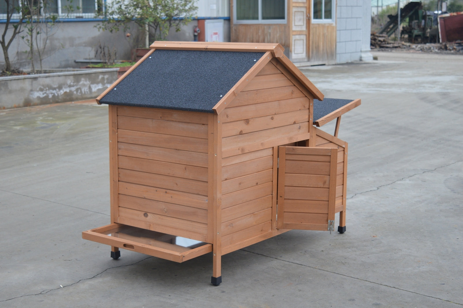 Waterproof Brown Chicken Coop w/ Nesting Box for 6 Hens