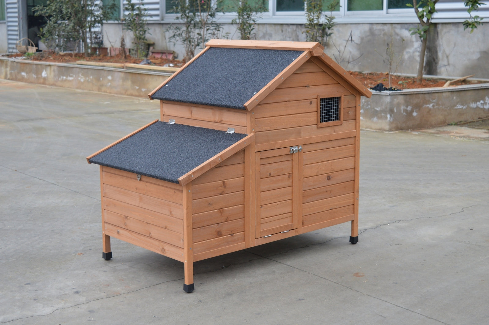 Waterproof Brown Chicken Coop w/ Nesting Box for 6 Hens