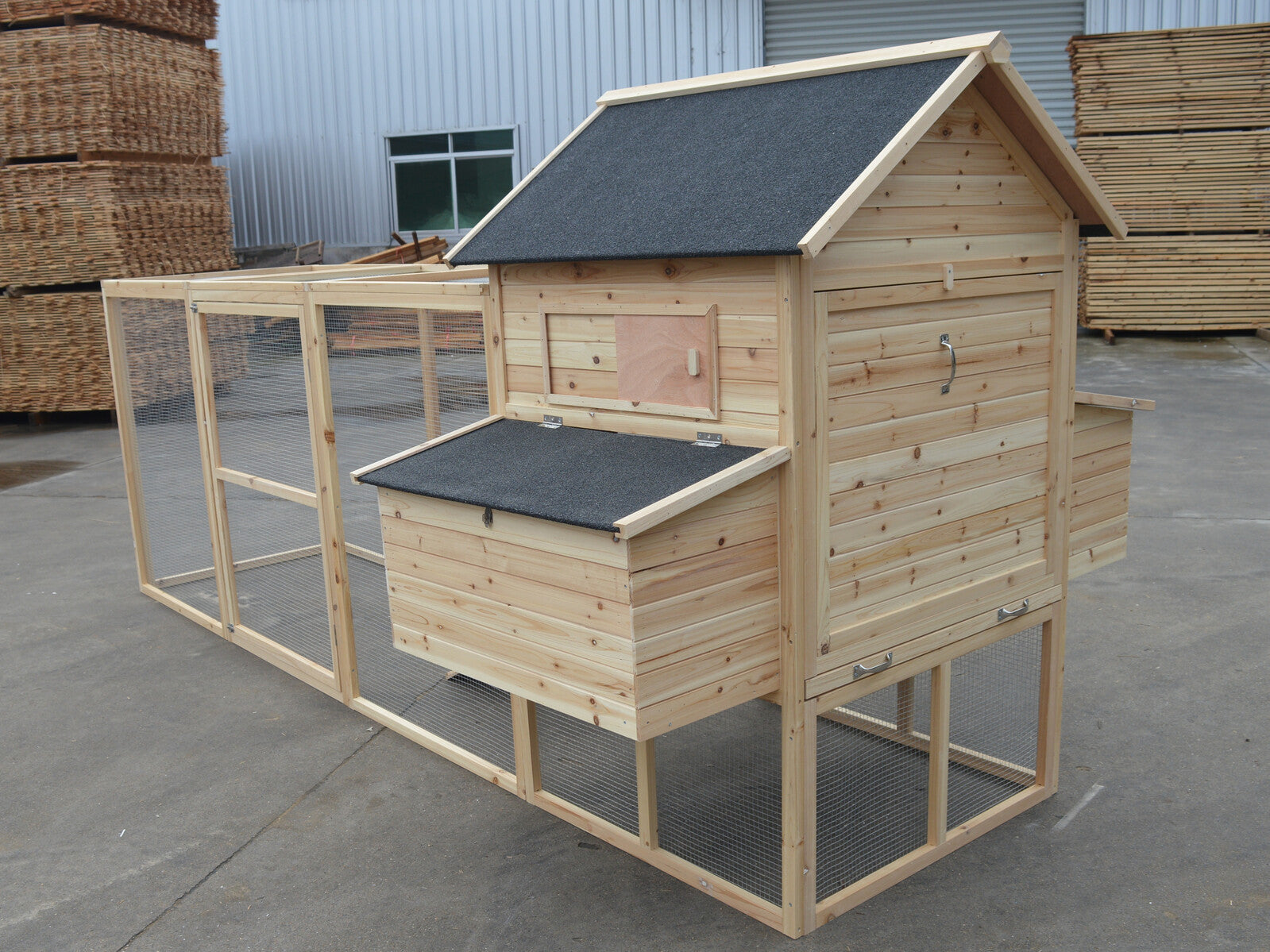 Waterproof XXXL Poultry House with Nesting Box, 12 Chickens, YES4PETS