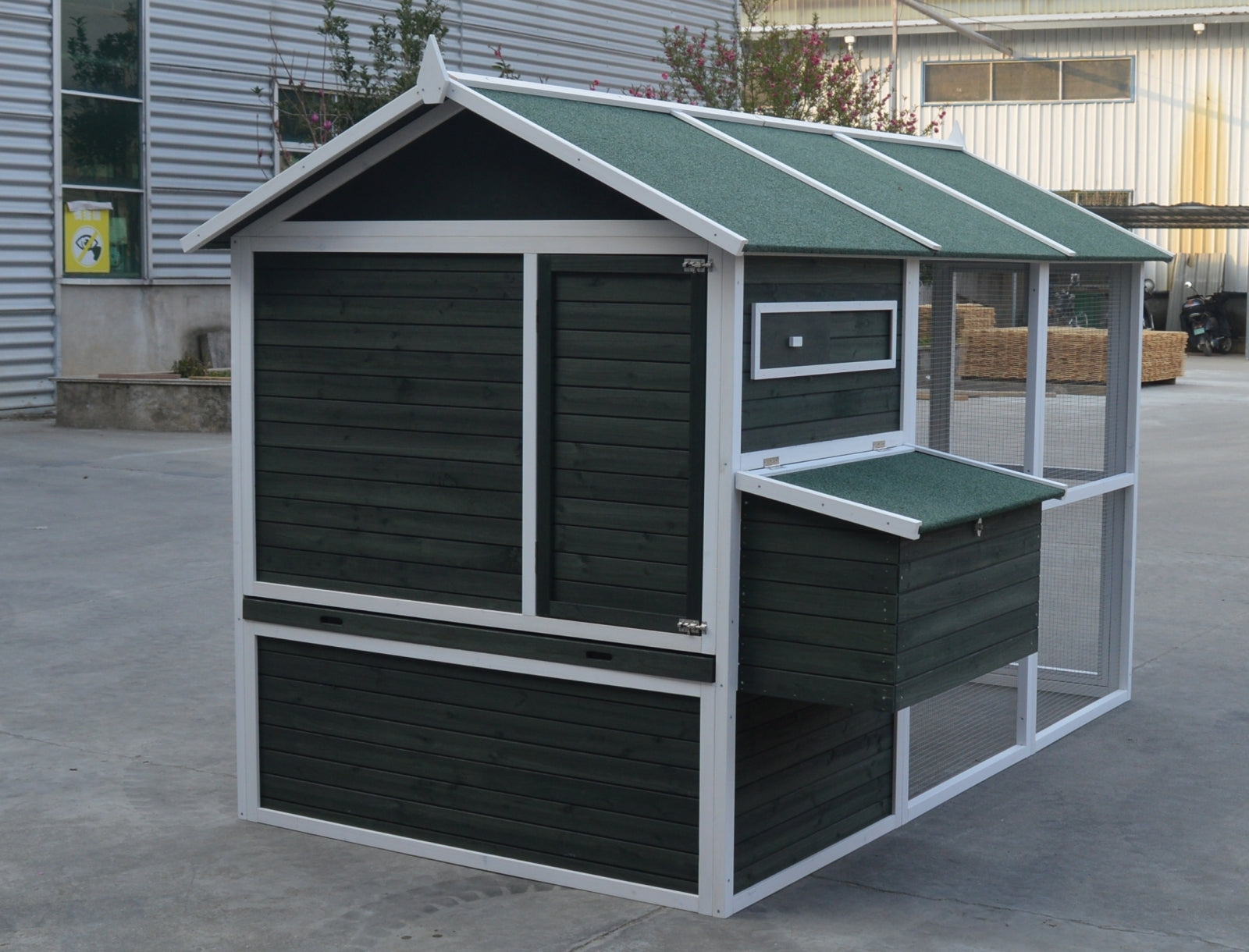 Waterproof Walk-in Chicken Coop for 12 Chickens - YES4PETS