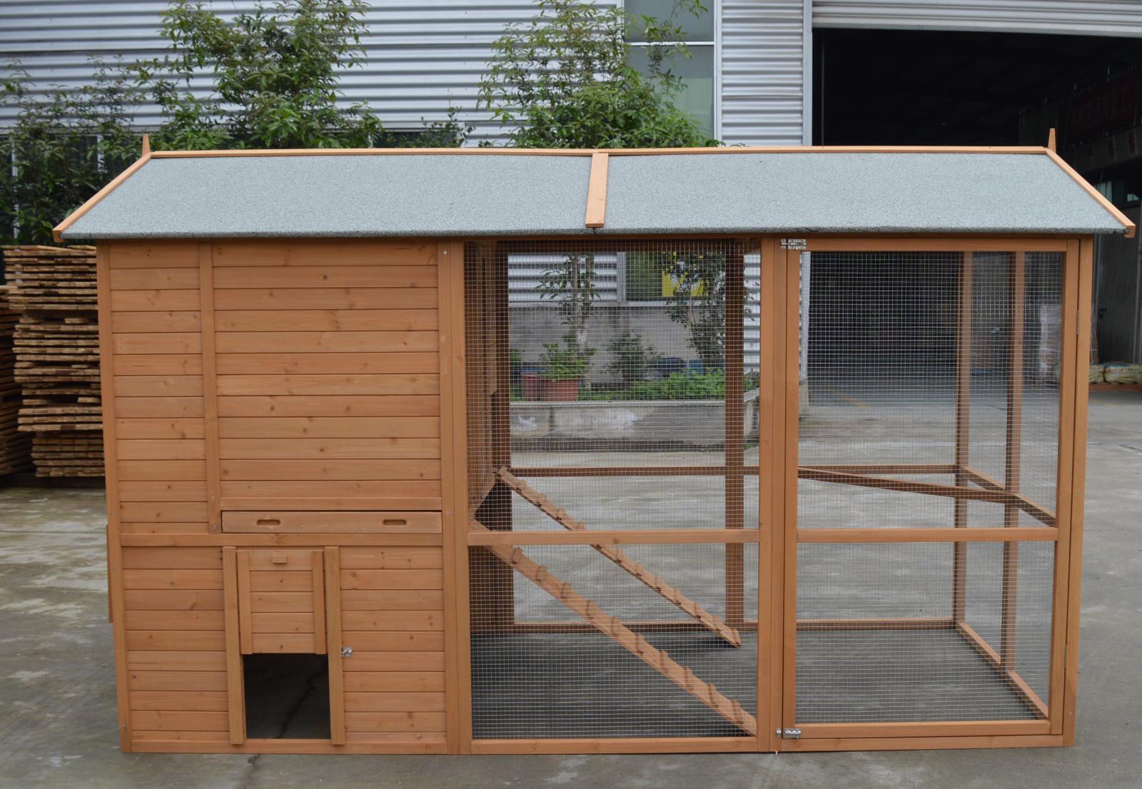 Durable Wooden XXXL Walk-in Chicken Coop with Nesting Box