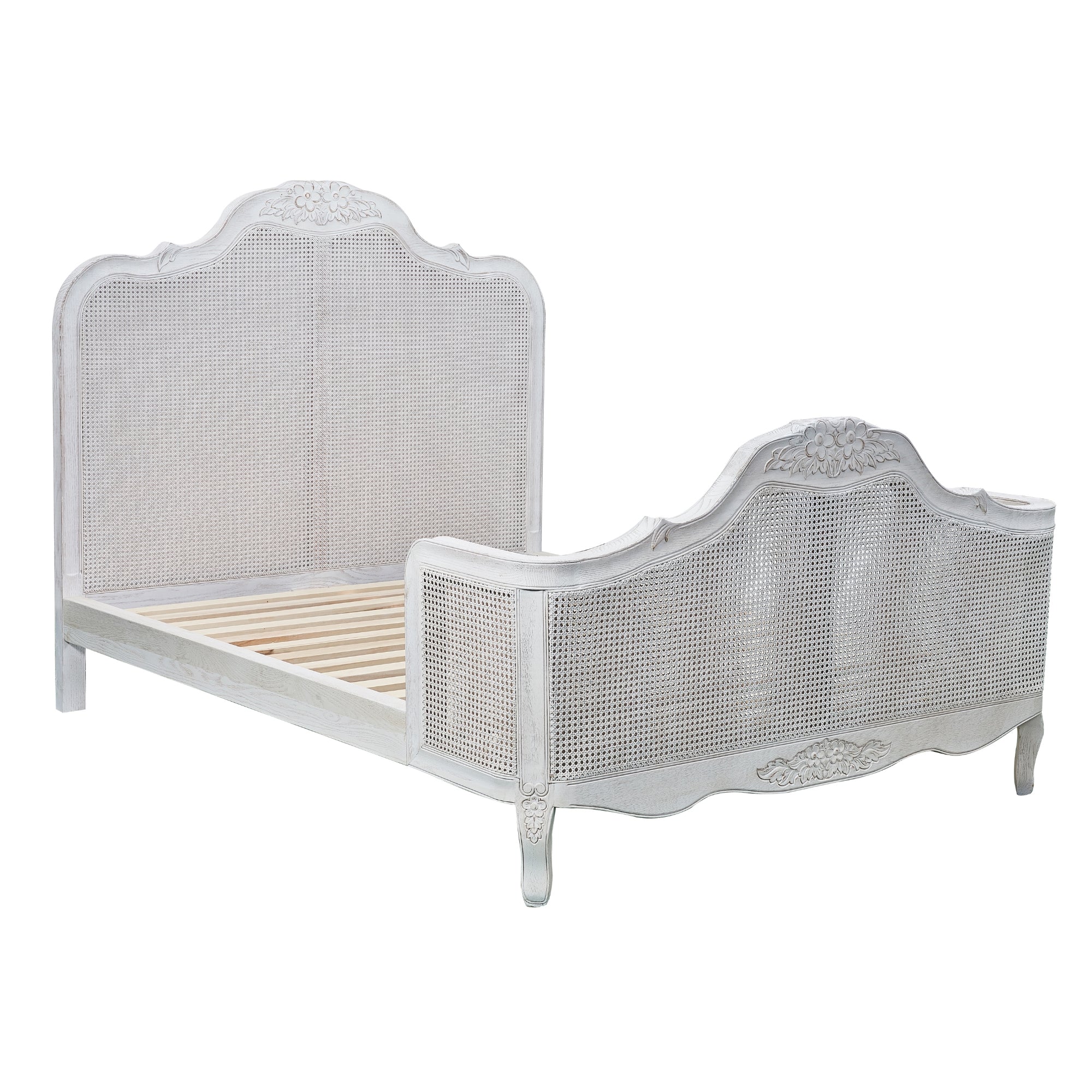 Elegant Vintage Queen Bed Rattan Oak Frame Antique White